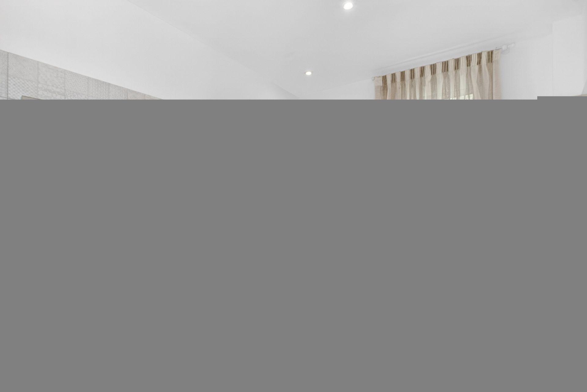 luxury villa 8 Rooms for sale on VILLEFRANCHE SUR MER (06230)