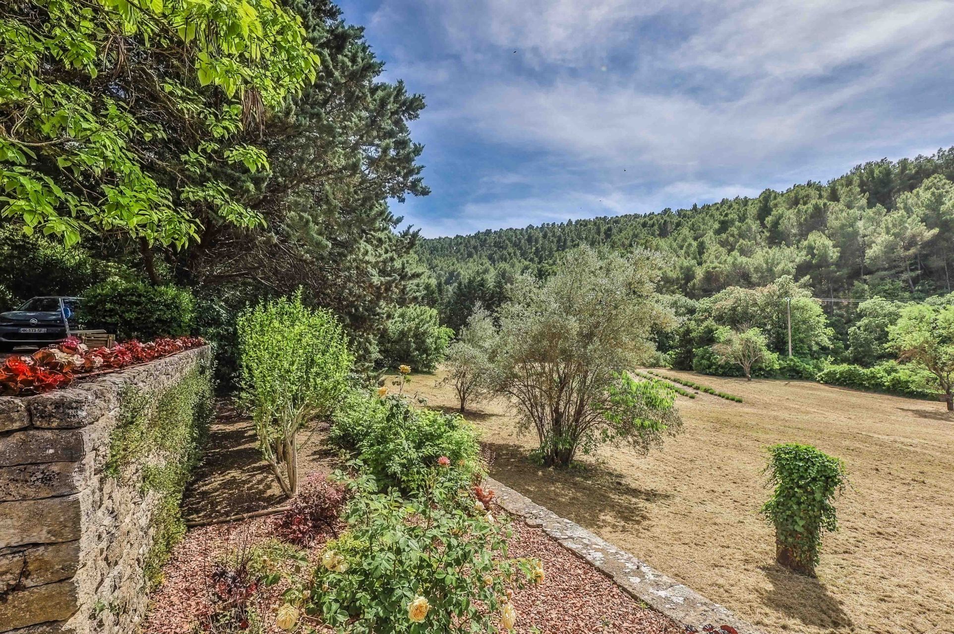 maison de luxe 6 Pièces en vente sur FONTAINE DE VAUCLUSE (84800)