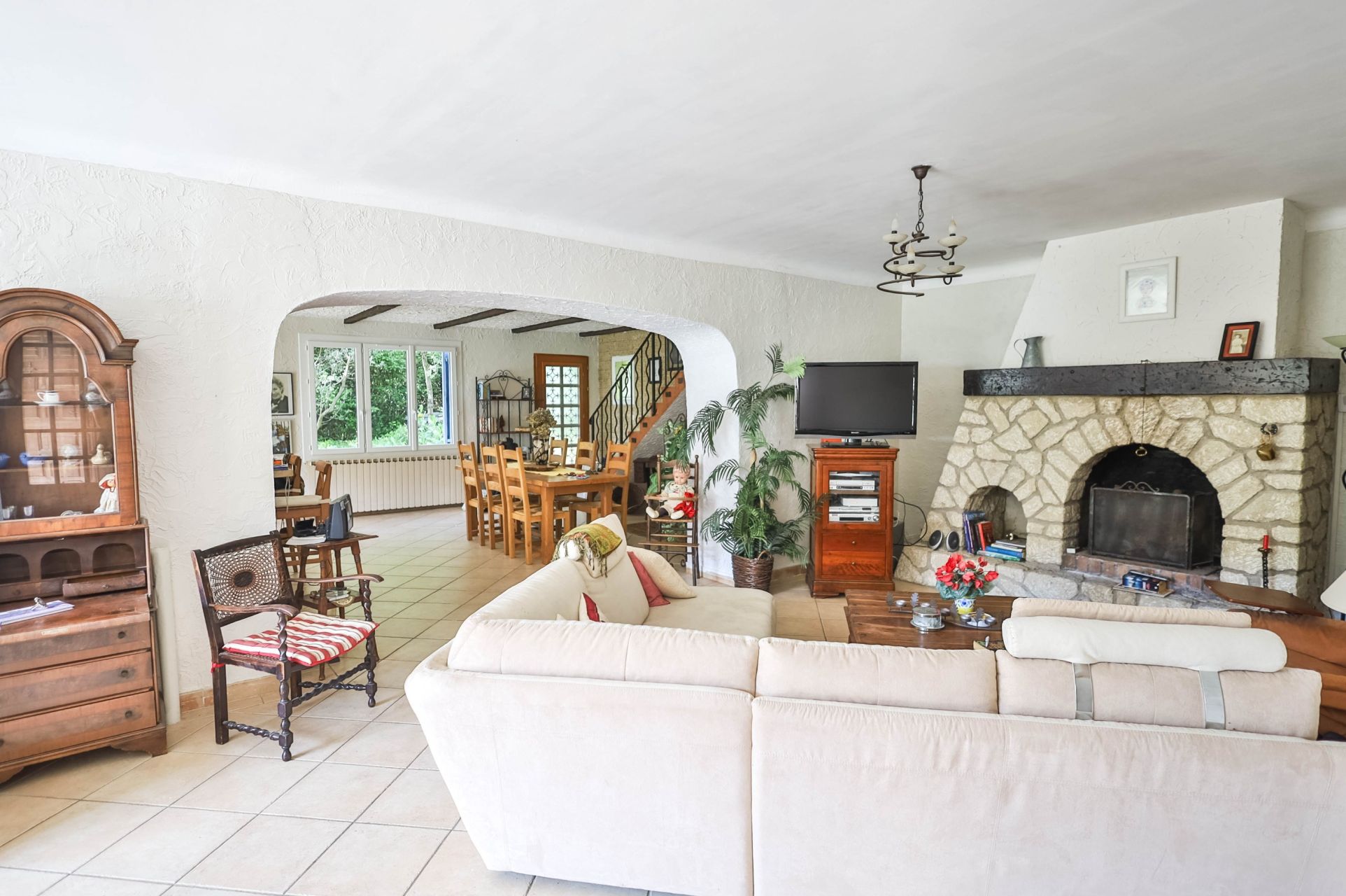 maison de luxe 6 Pièces en vente sur FONTAINE DE VAUCLUSE (84800)