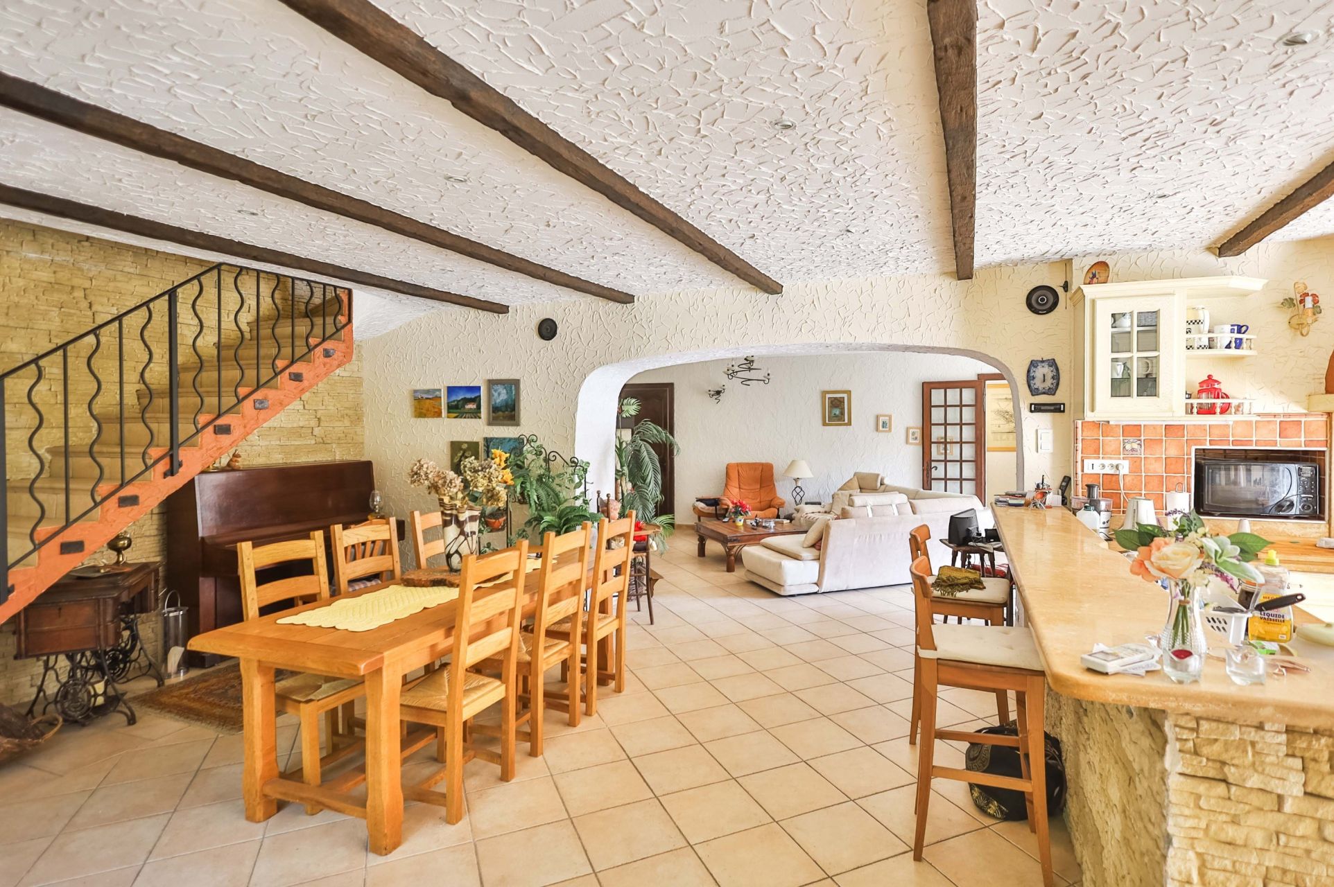 maison de luxe 6 Pièces en vente sur FONTAINE DE VAUCLUSE (84800)
