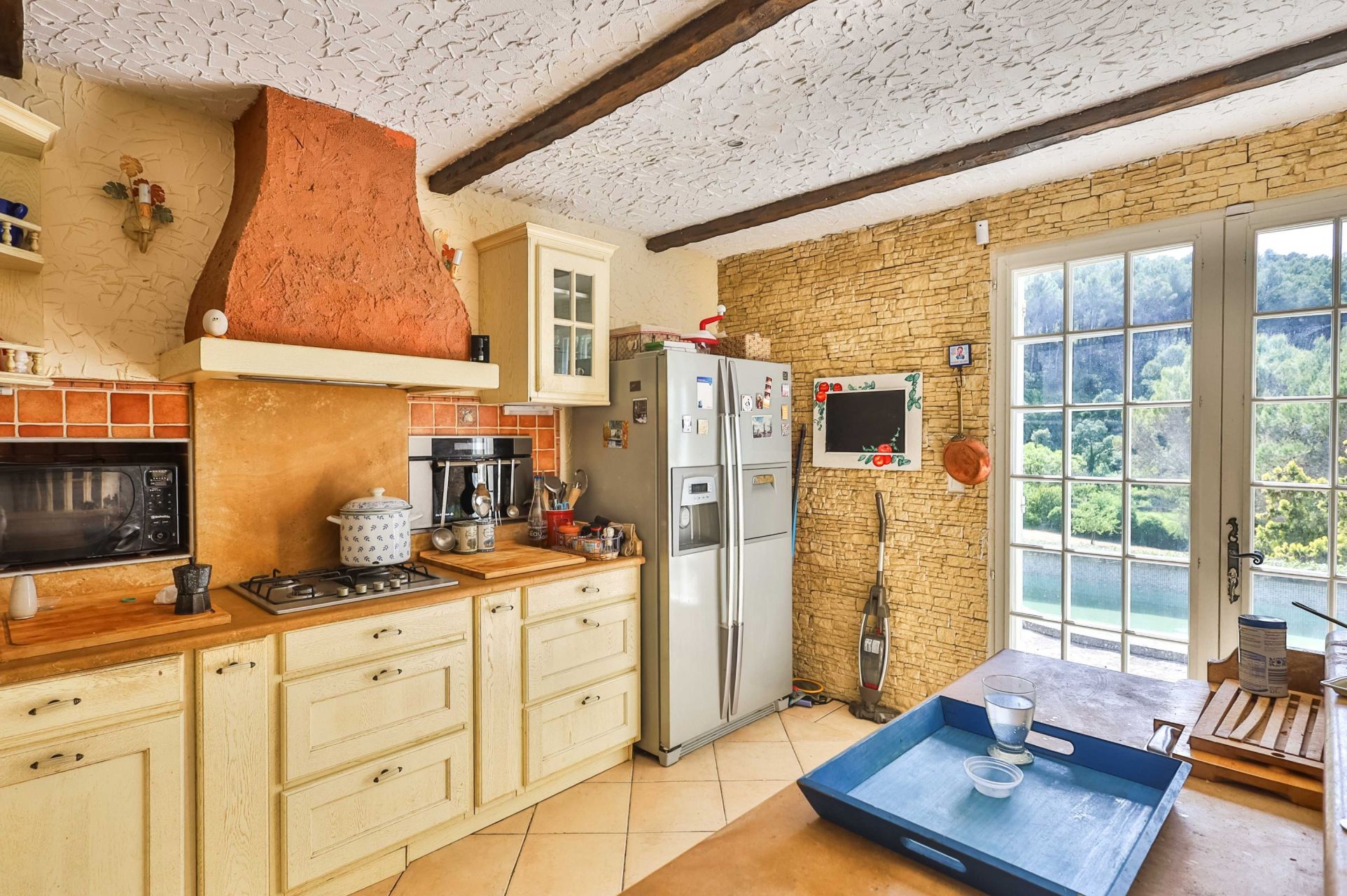 maison de luxe 6 Pièces en vente sur FONTAINE DE VAUCLUSE (84800)