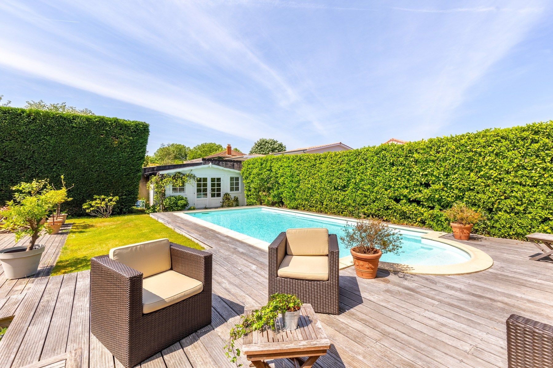 luxury house 7 Rooms for sale on LE BOUSCAT (33110)