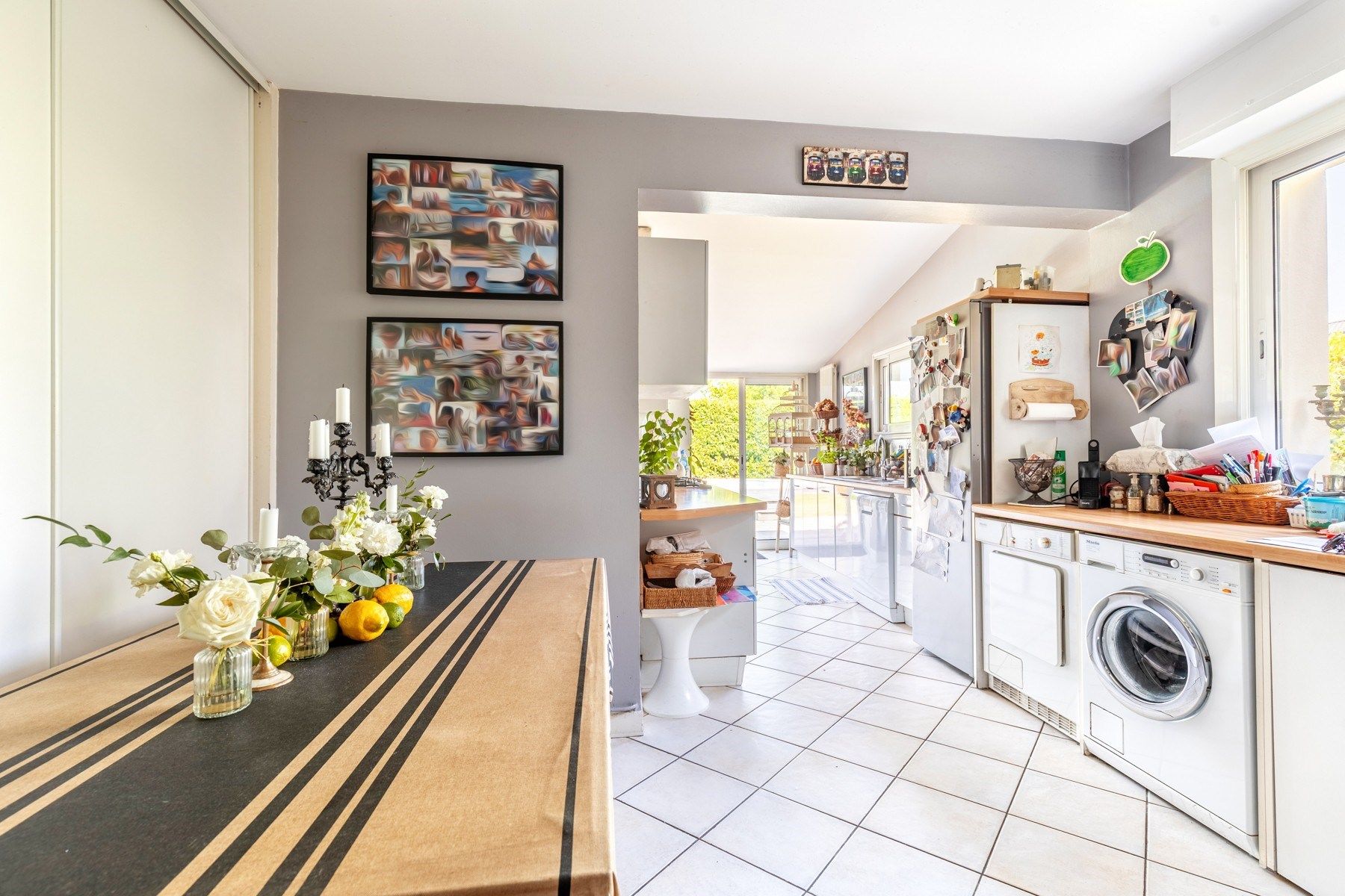 luxury house 7 Rooms for sale on LE BOUSCAT (33110)