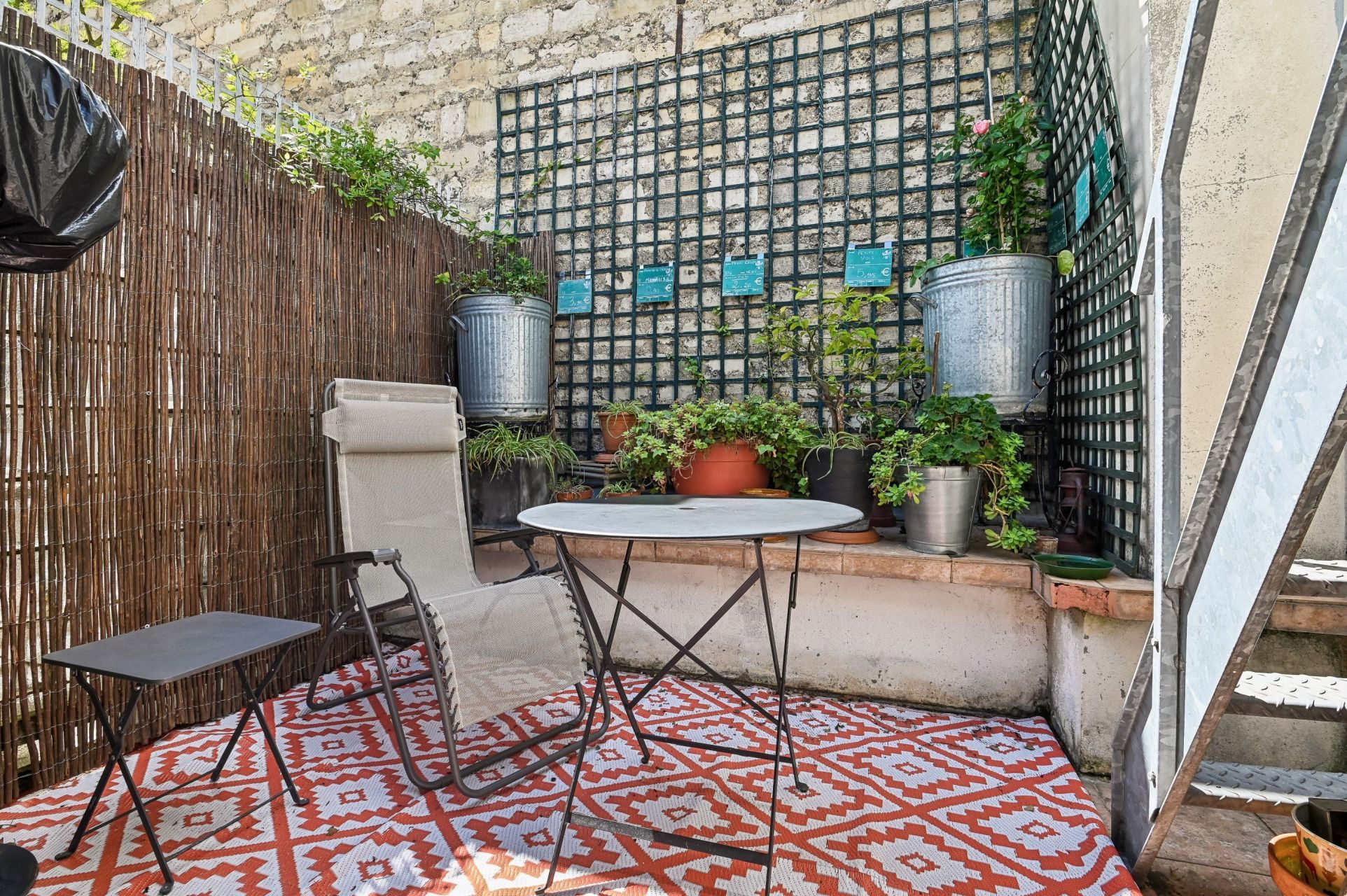 luxury apartment 2 Rooms for sale on PARIS (75016)