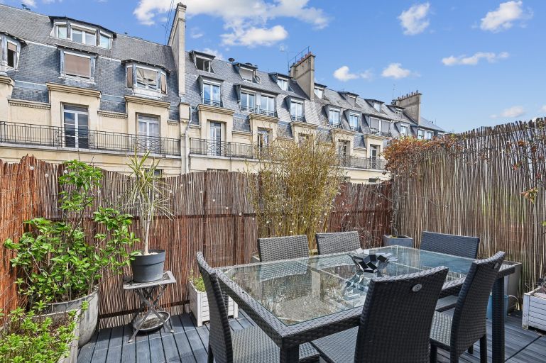 luxury apartment 2 Rooms for sale on PARIS (75016)