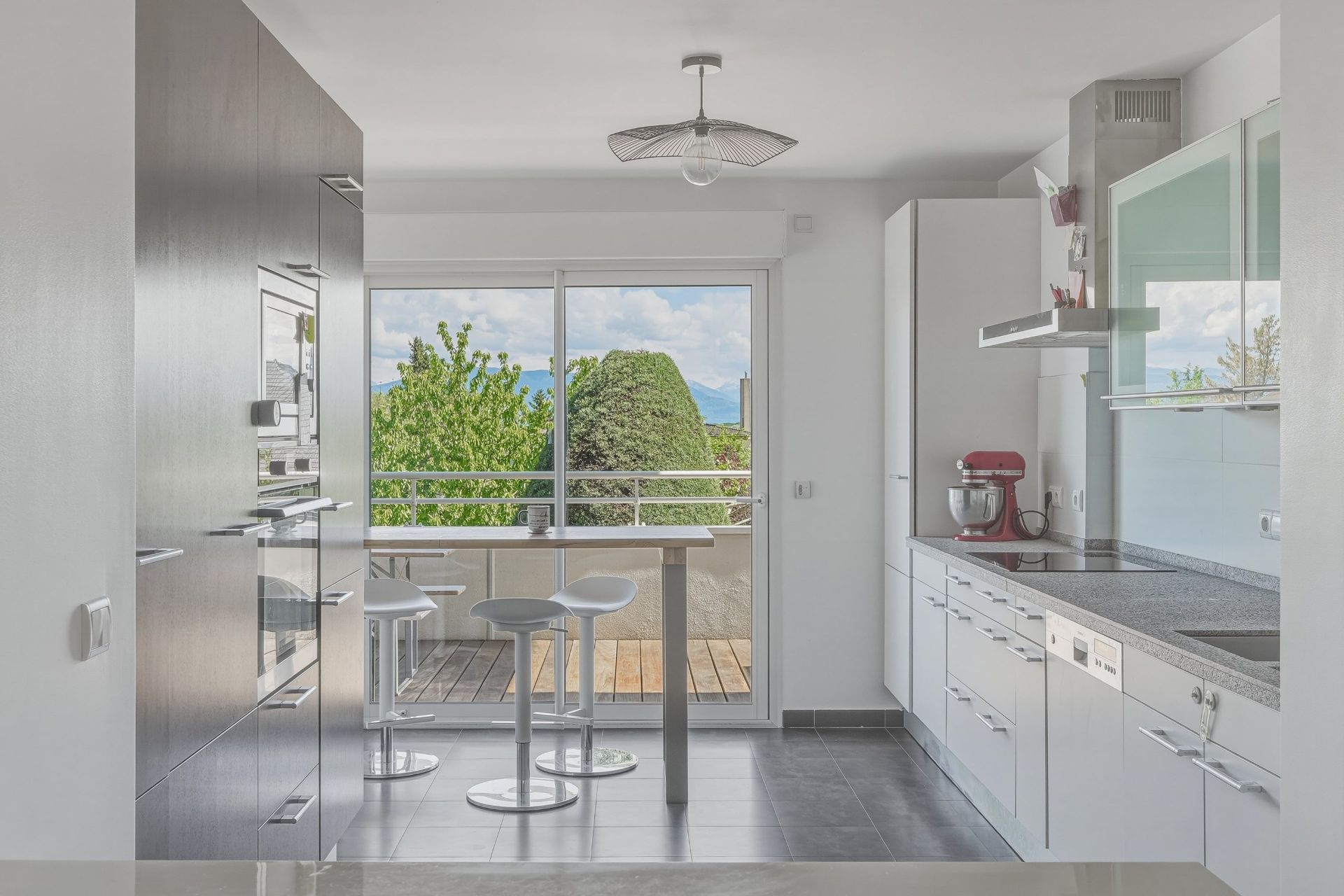 luxury apartment 5 Rooms for sale on DIVONNE LES BAINS (01220)