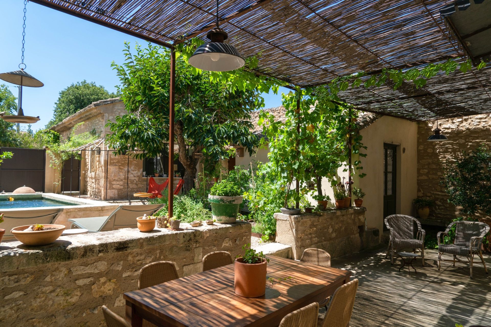 luxury house 4 Rooms for sale on ST REMY DE PROVENCE (13210)