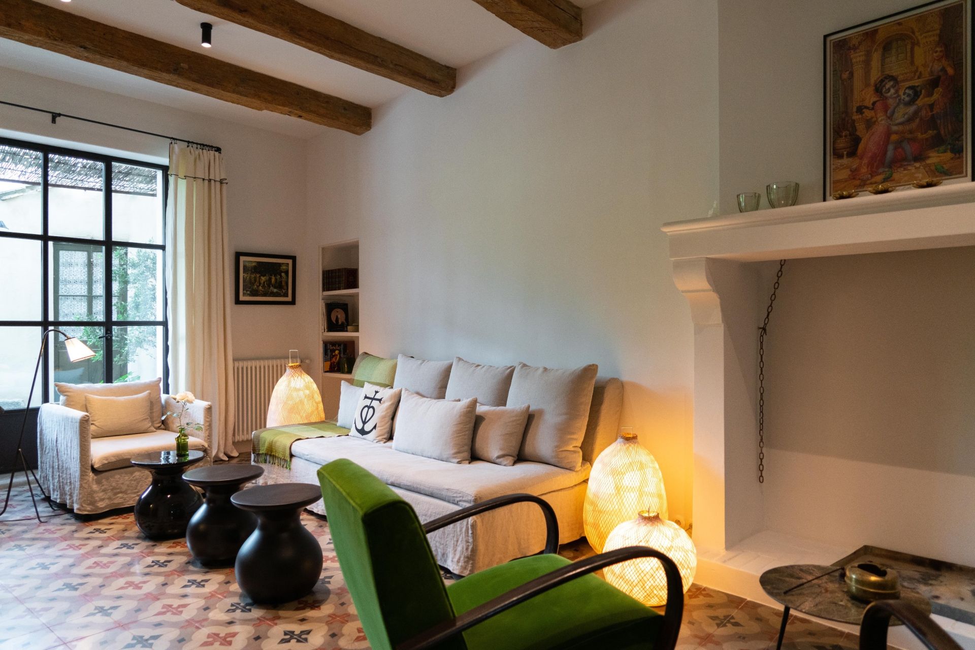 luxury house 4 Rooms for sale on ST REMY DE PROVENCE (13210)