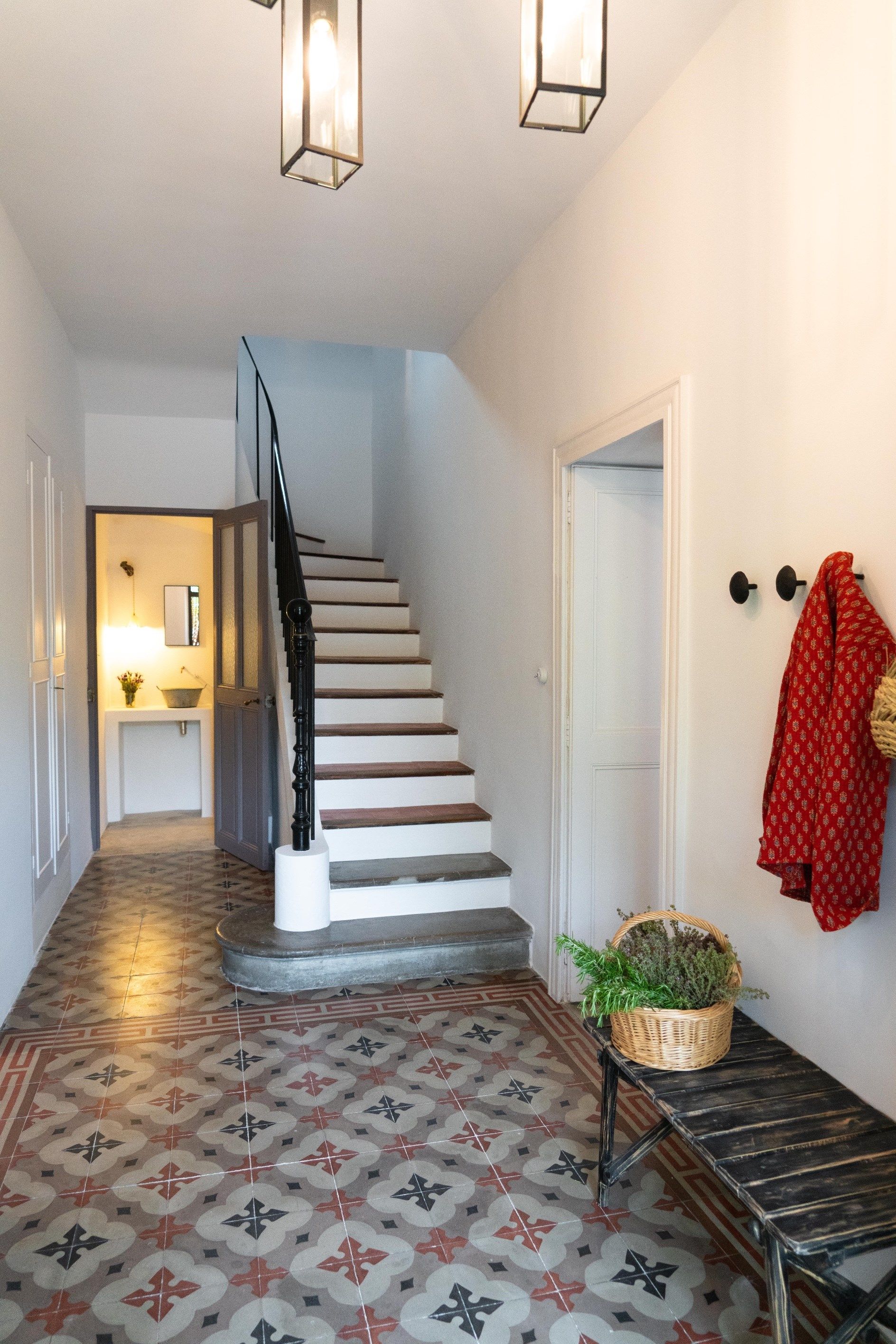 luxury house 4 Rooms for sale on ST REMY DE PROVENCE (13210)