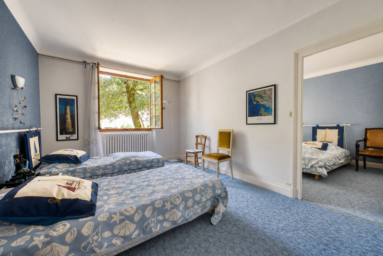 luxury house 6 Rooms for sale on VAUX SUR MER (17640)