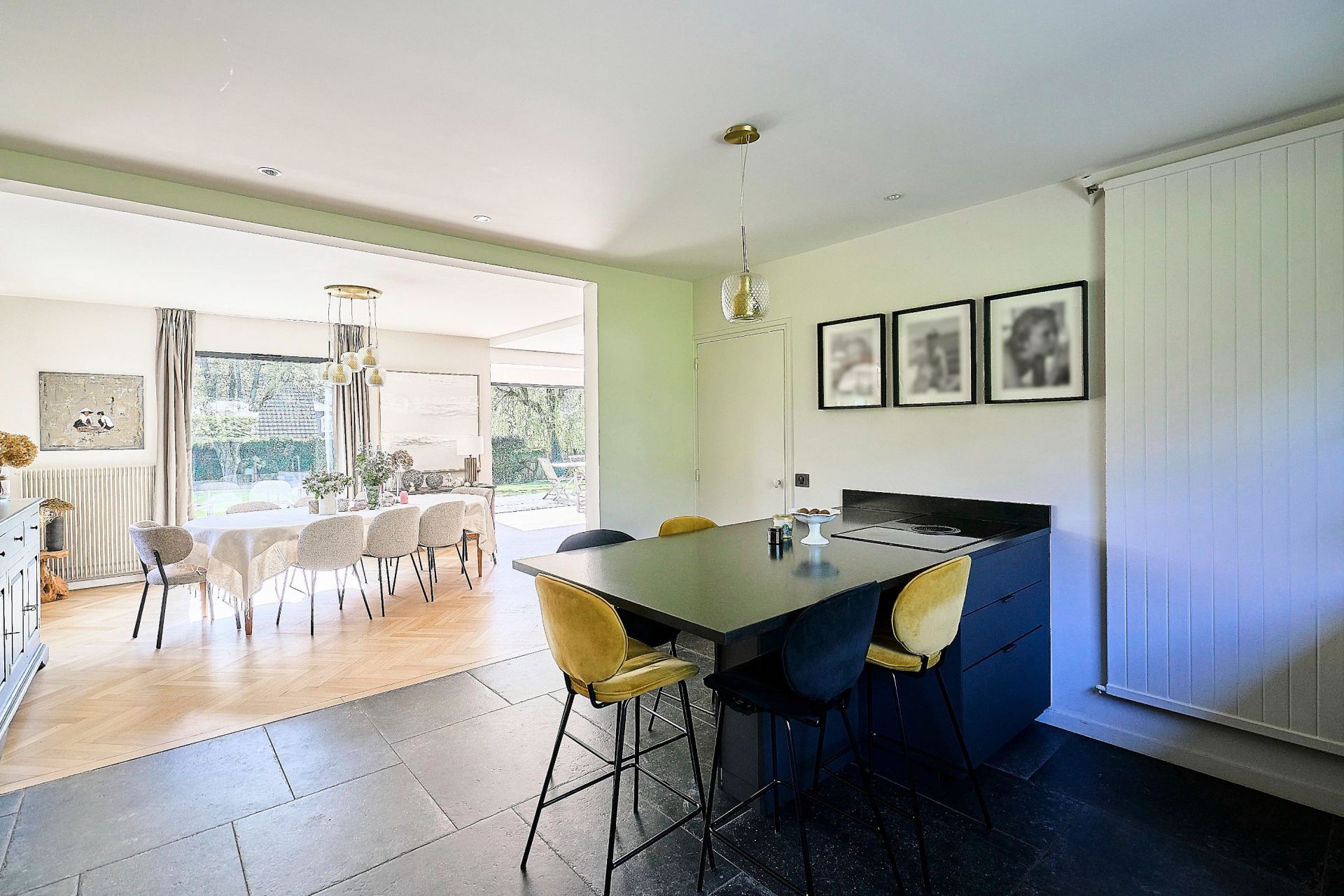 luxury house 8 Rooms for sale on CROIX (59170)