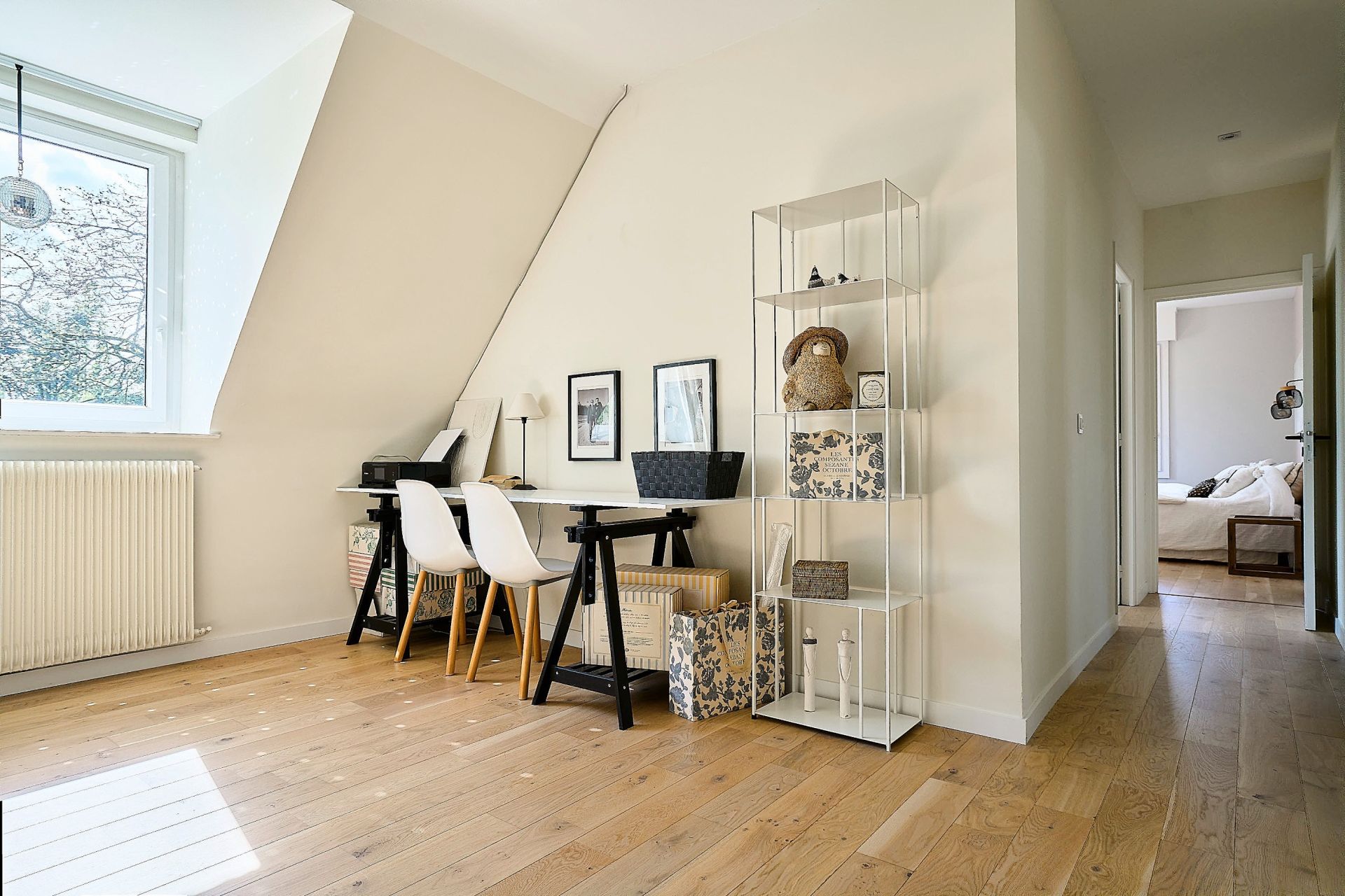 luxury house 8 Rooms for sale on CROIX (59170)