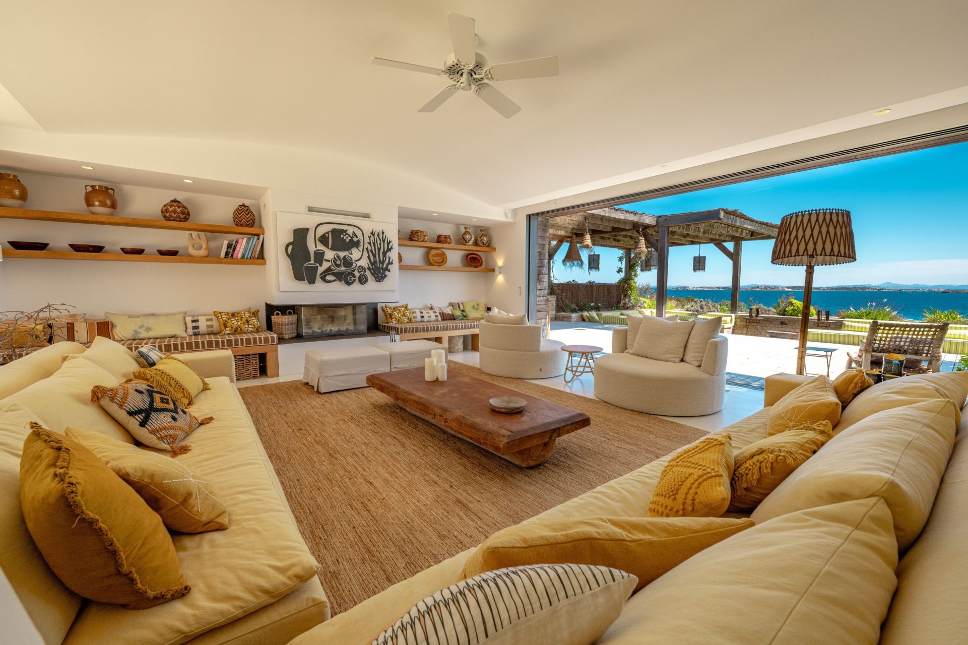 villa de luxe 12 Pièces en location saisonnière sur BONIFACIO (20169)