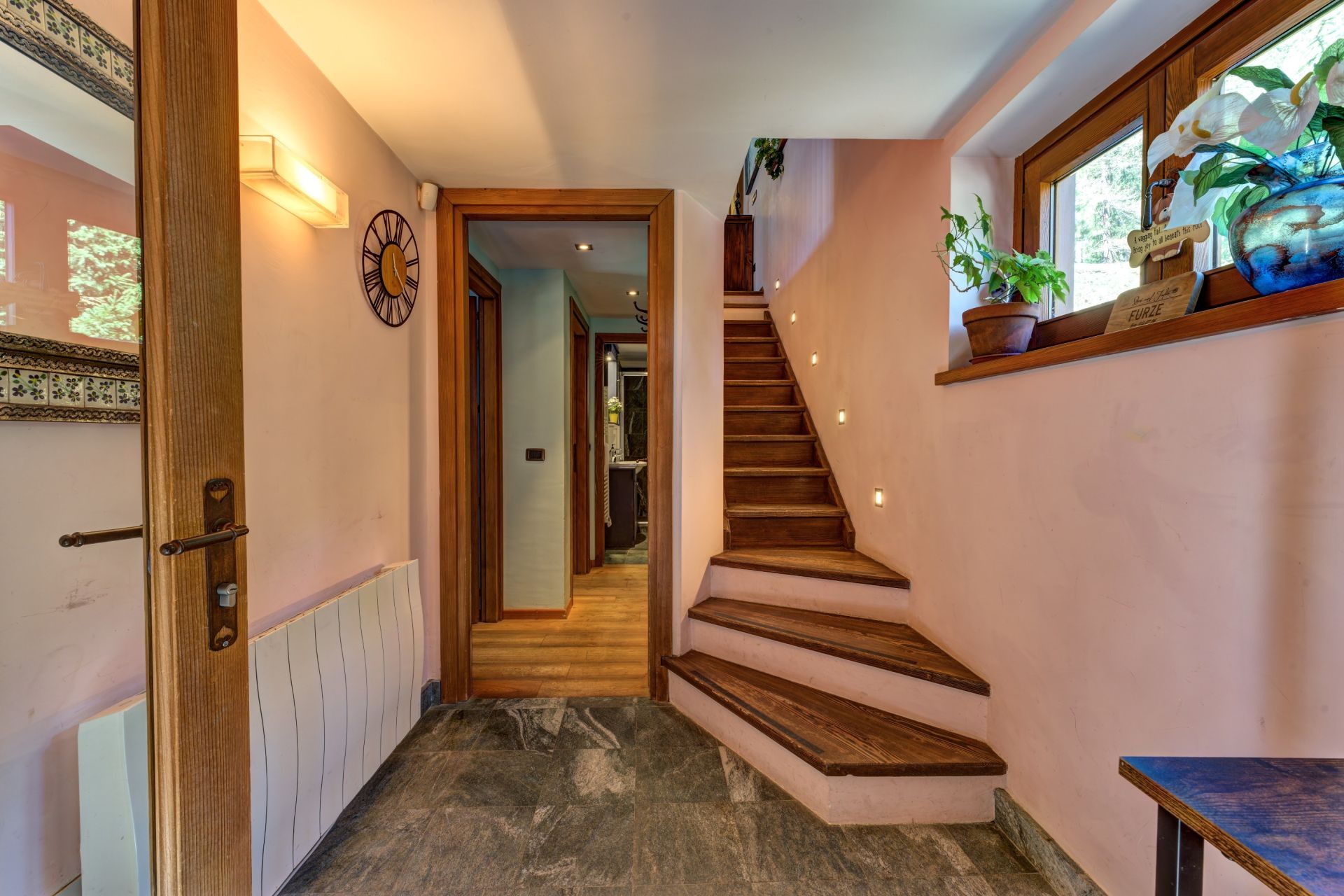 luxury house 4 Rooms for sale on CHAMONIX MONT BLANC (74400)