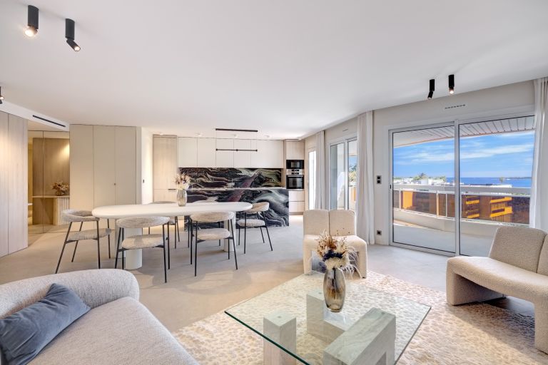 4 pièces 113 m² · à Cannes · 113,2 m² · 1 750 000 €