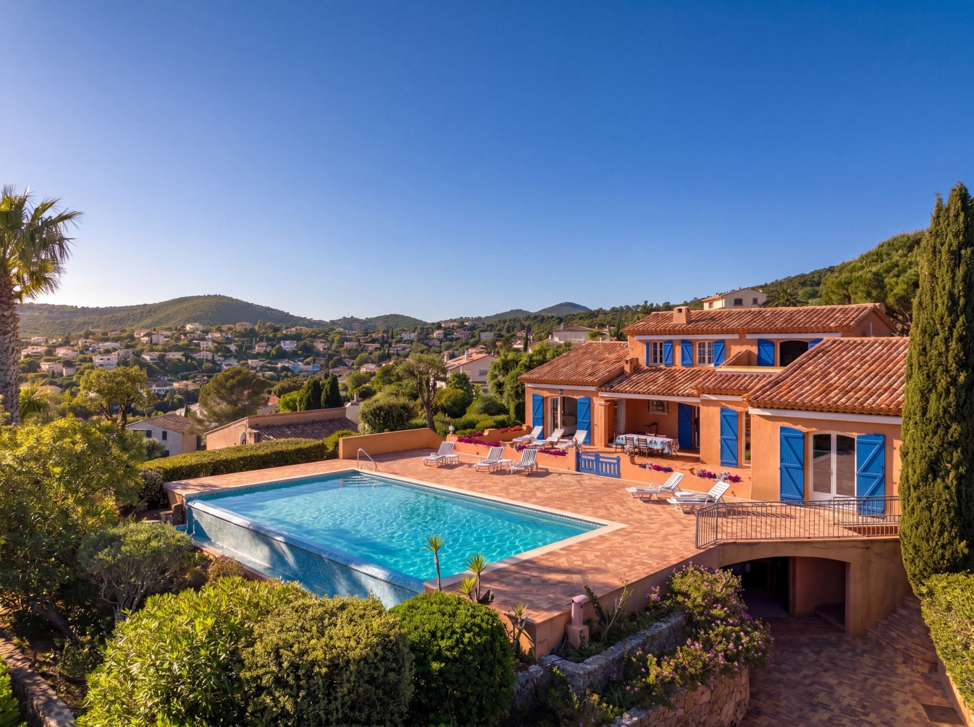 villa de luxe 5 Pièces en vente sur ST AYGULF (83370)