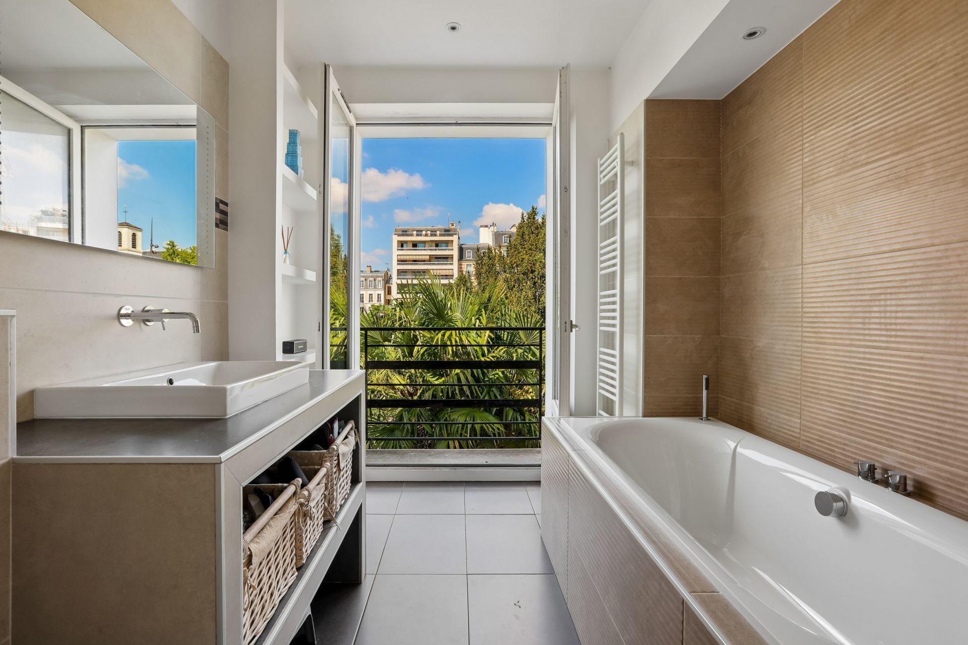 luxury house 12 Rooms for sale on VINCENNES (94300)