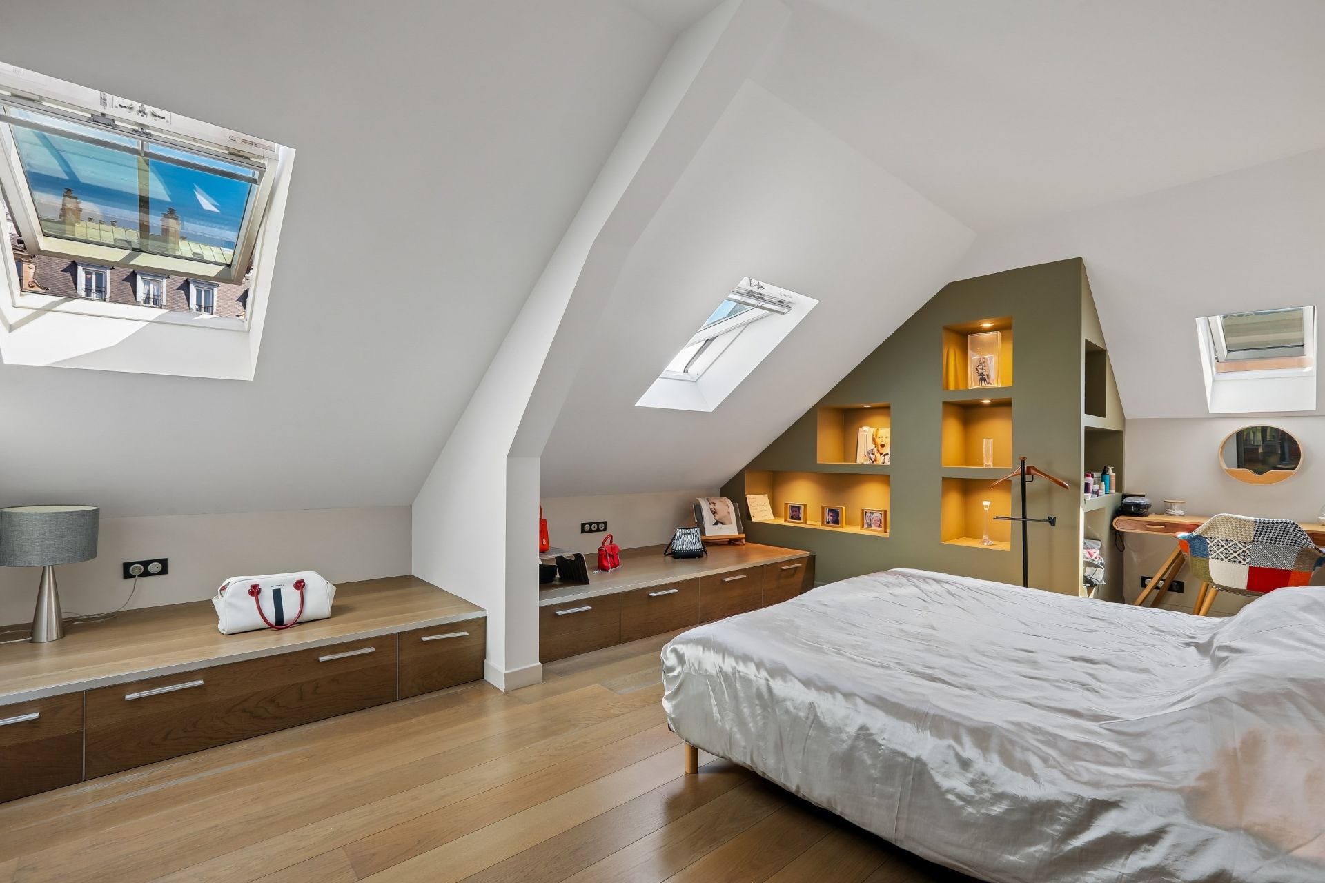 luxury house 12 Rooms for sale on VINCENNES (94300)