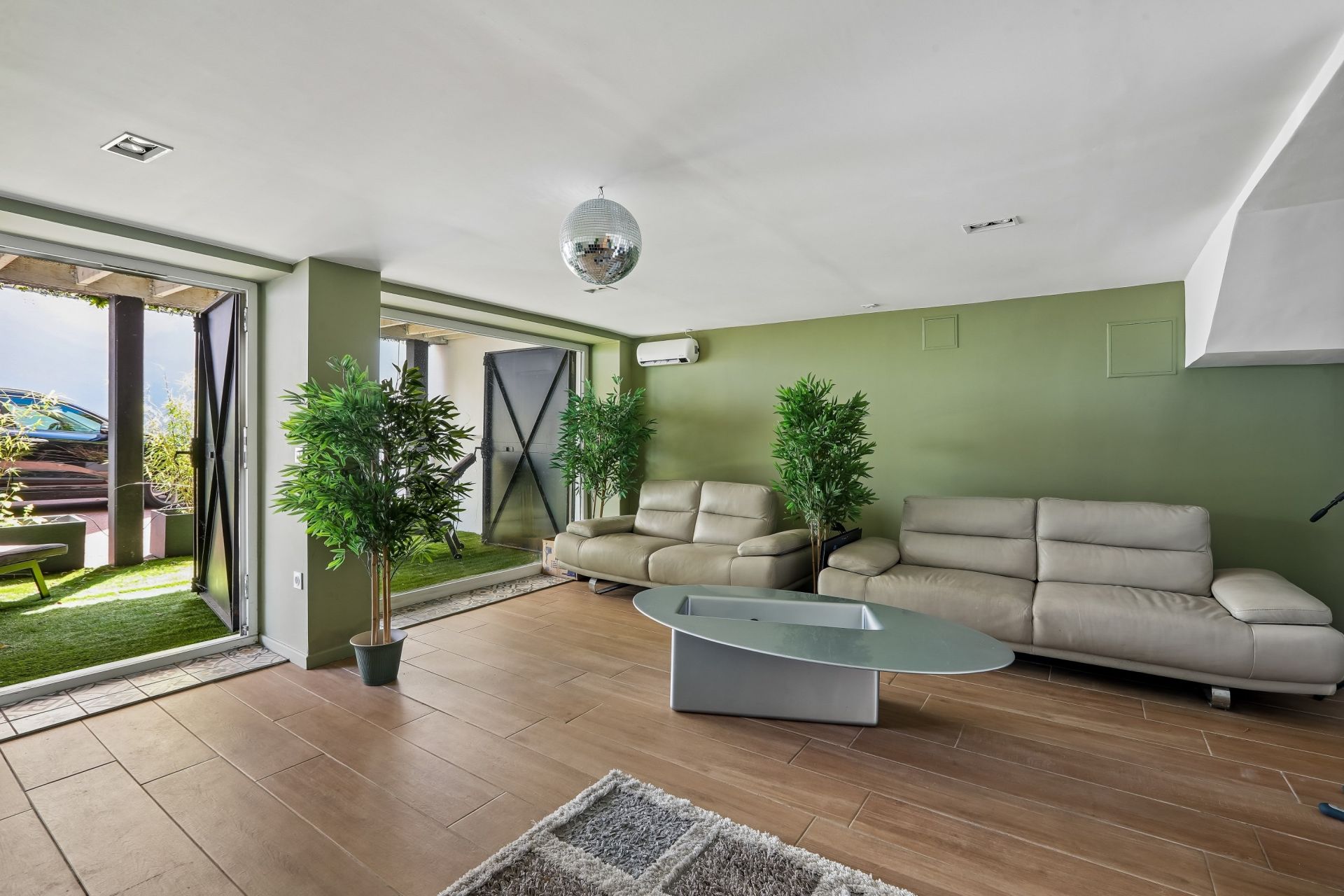 luxury house 12 Rooms for sale on VINCENNES (94300)