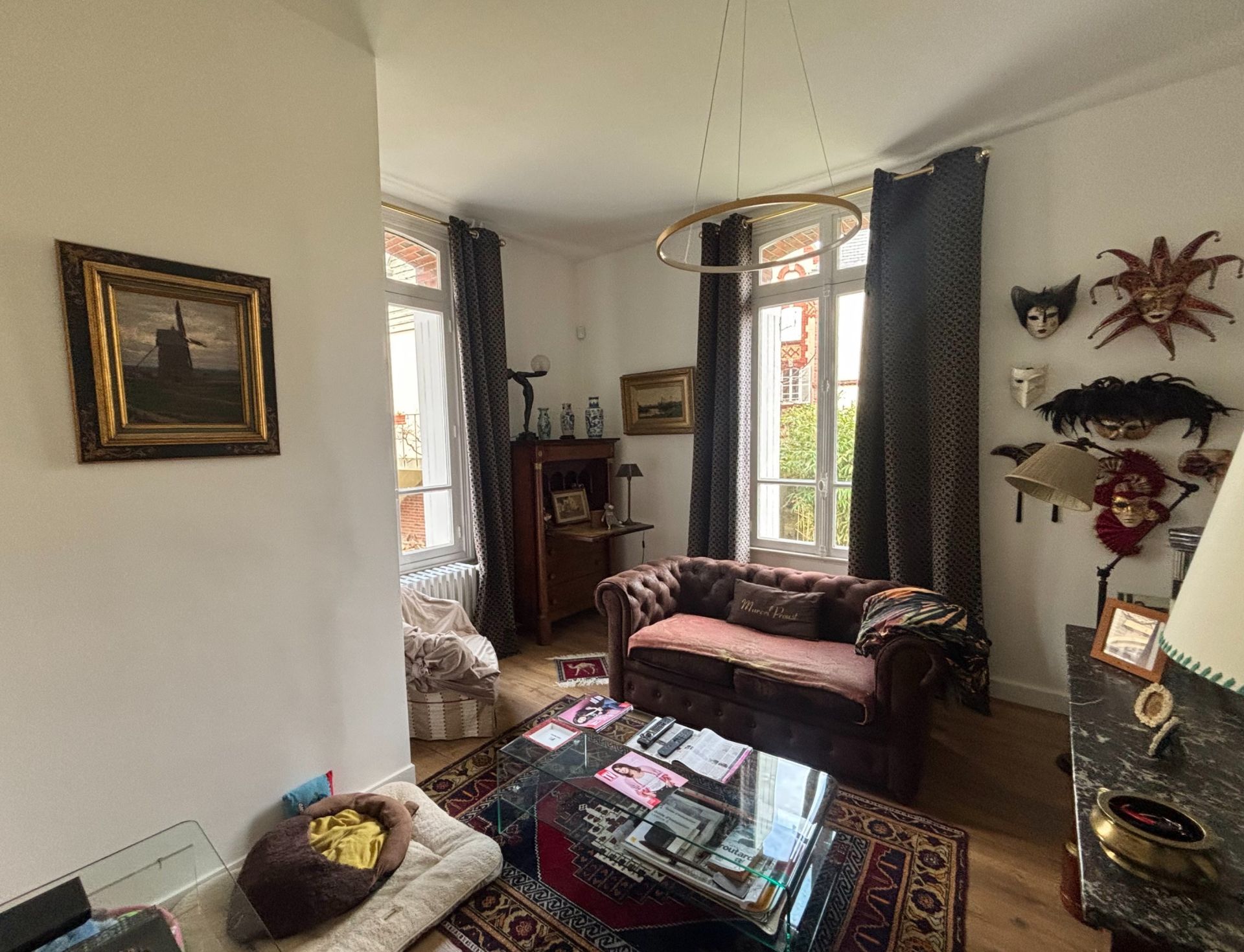luxury house 8 Rooms for sale on CAEN (14000)