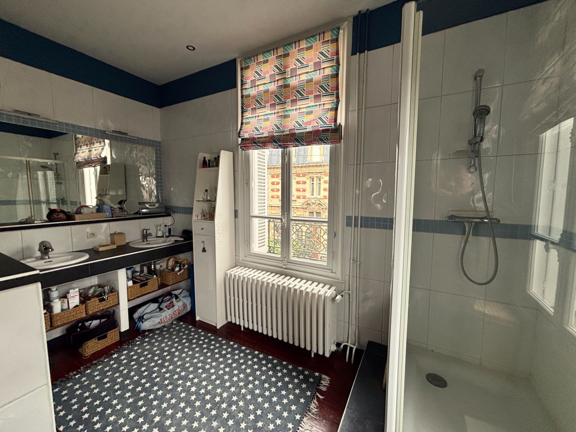 luxury house 8 Rooms for sale on CAEN (14000)