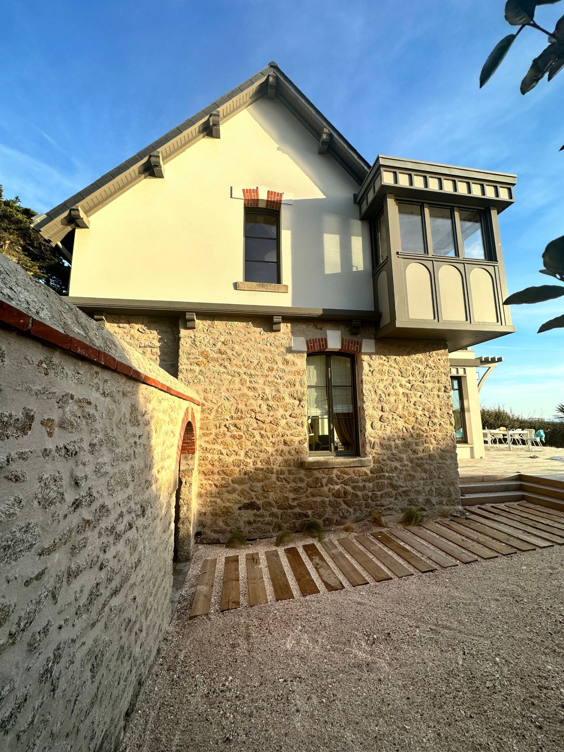 luxury villa 9 Rooms for seasonal rent on PORNICHET (44380)