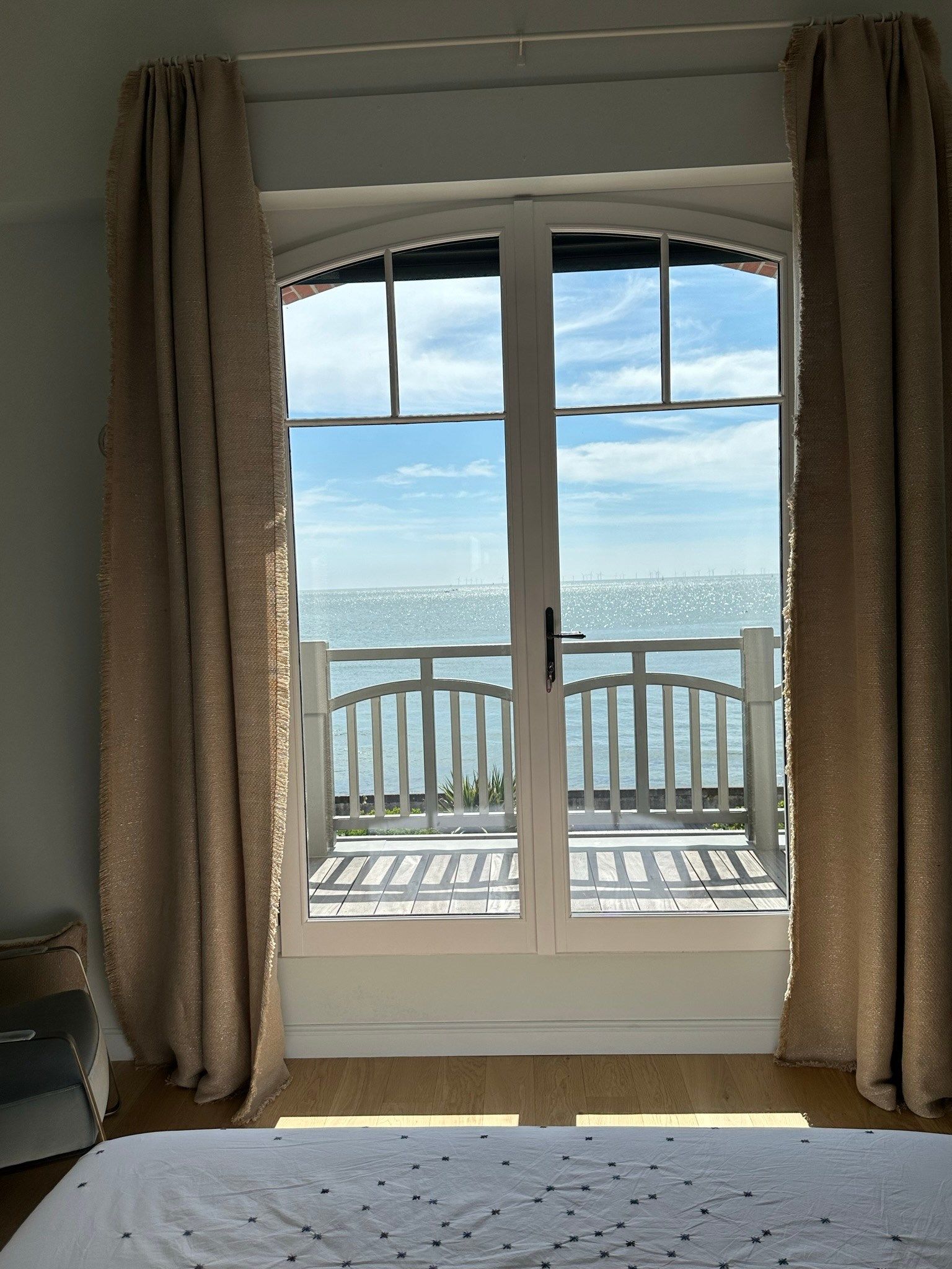 luxury villa 9 Rooms for seasonal rent on PORNICHET (44380)