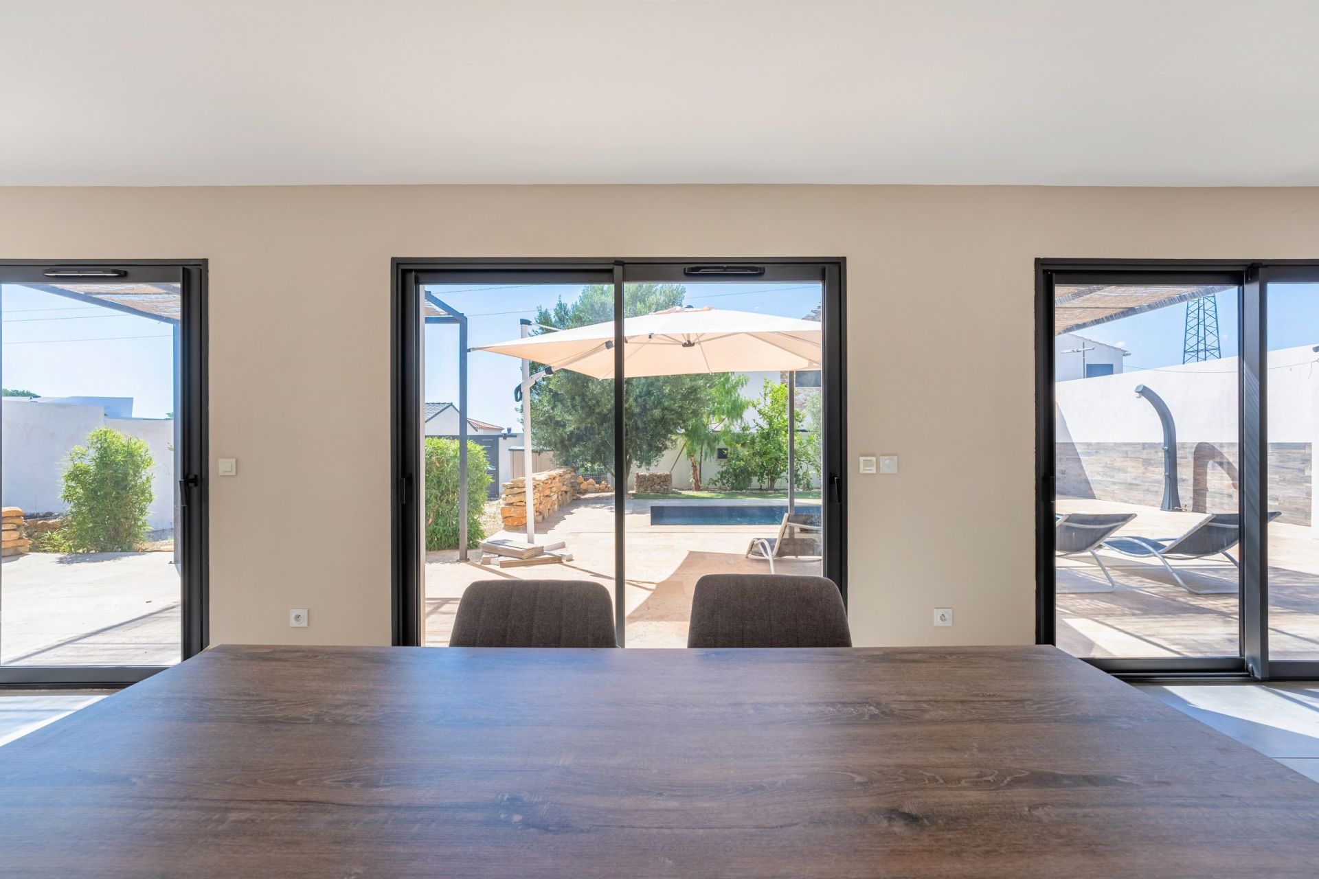 contemporary house 5 Rooms for sale on LA CIOTAT (13600)