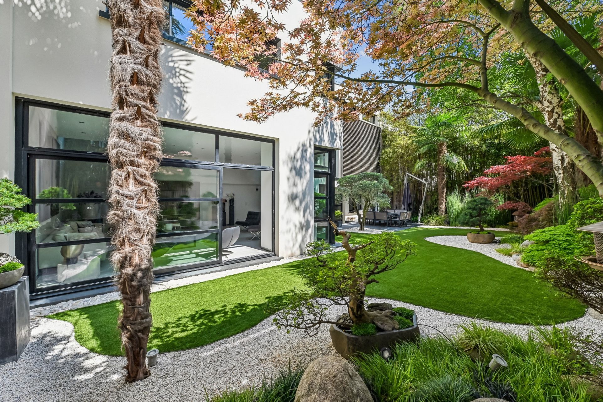 maison contemporaine 6 Pièces en vente sur SURESNES (92150)