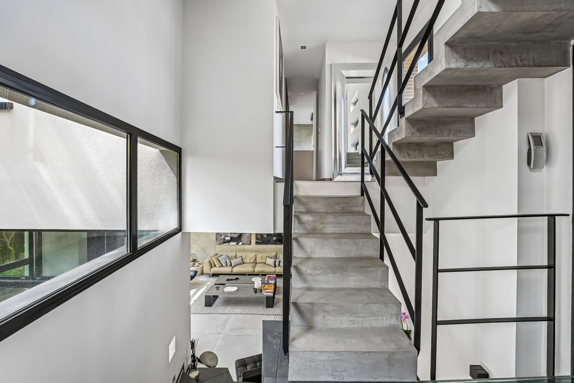 maison contemporaine 6 Pièces en vente sur SURESNES (92150)