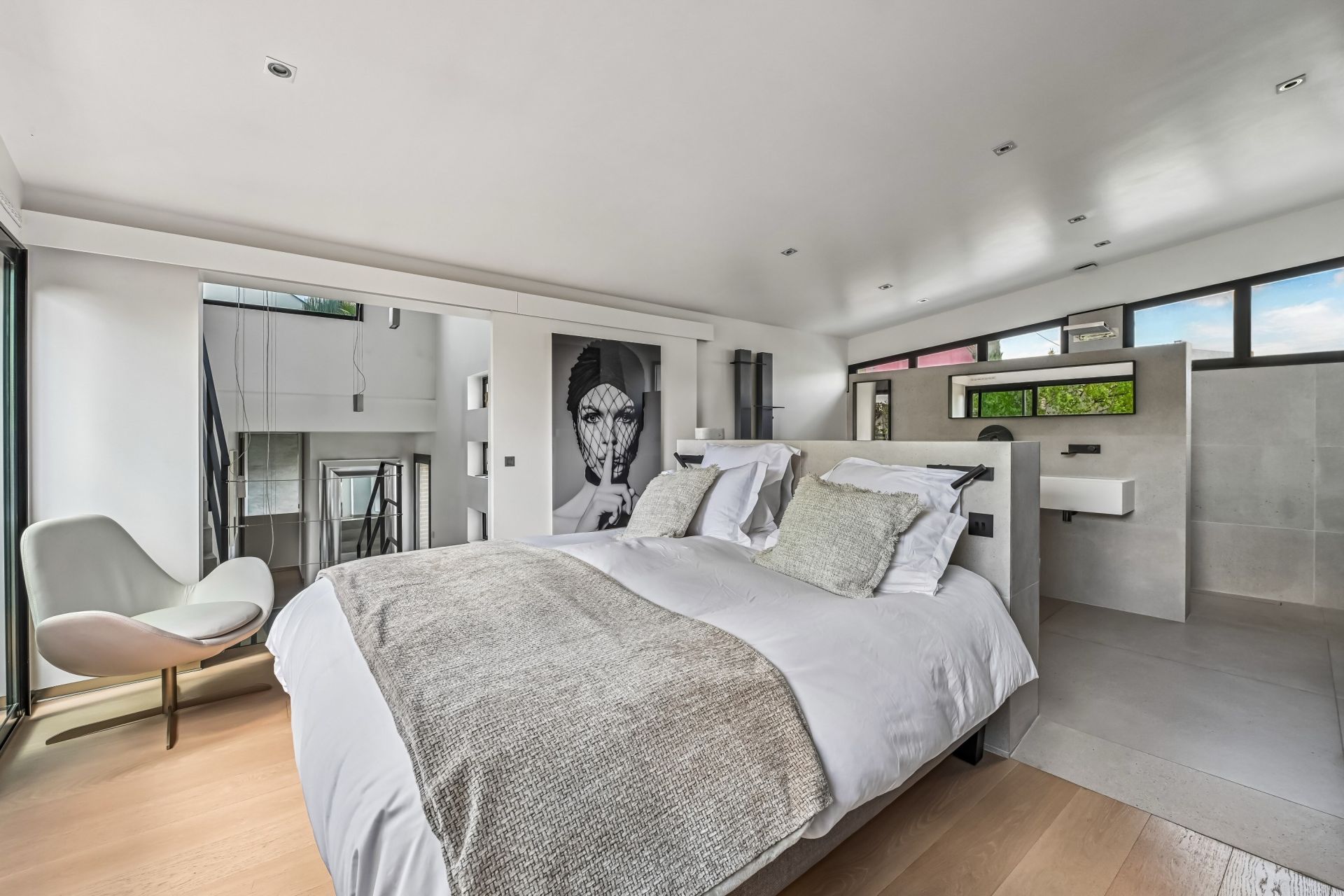 maison contemporaine 6 Pièces en vente sur SURESNES (92150)