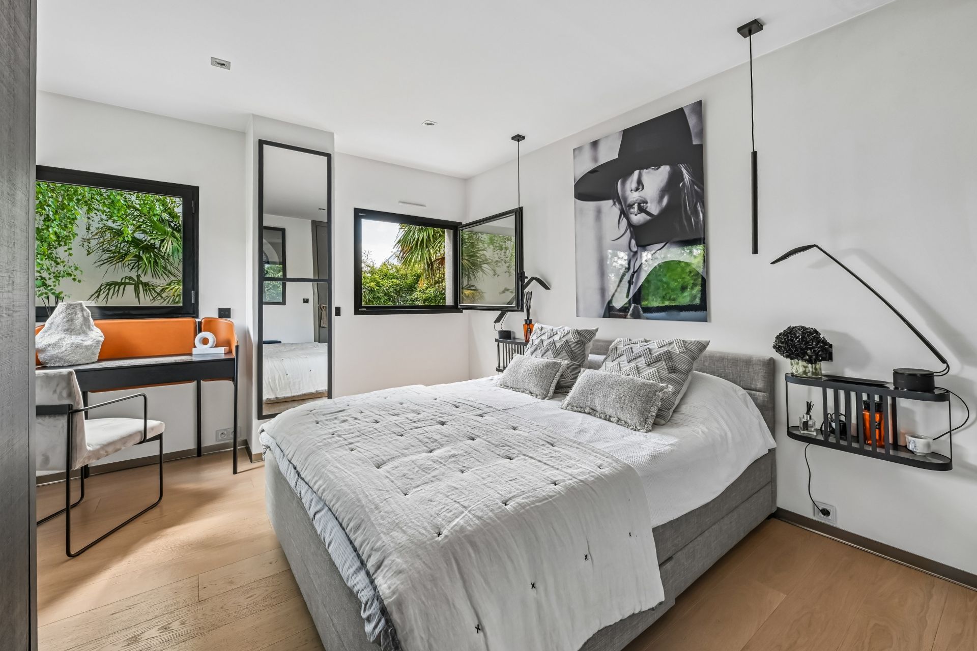 maison contemporaine 6 Pièces en vente sur SURESNES (92150)