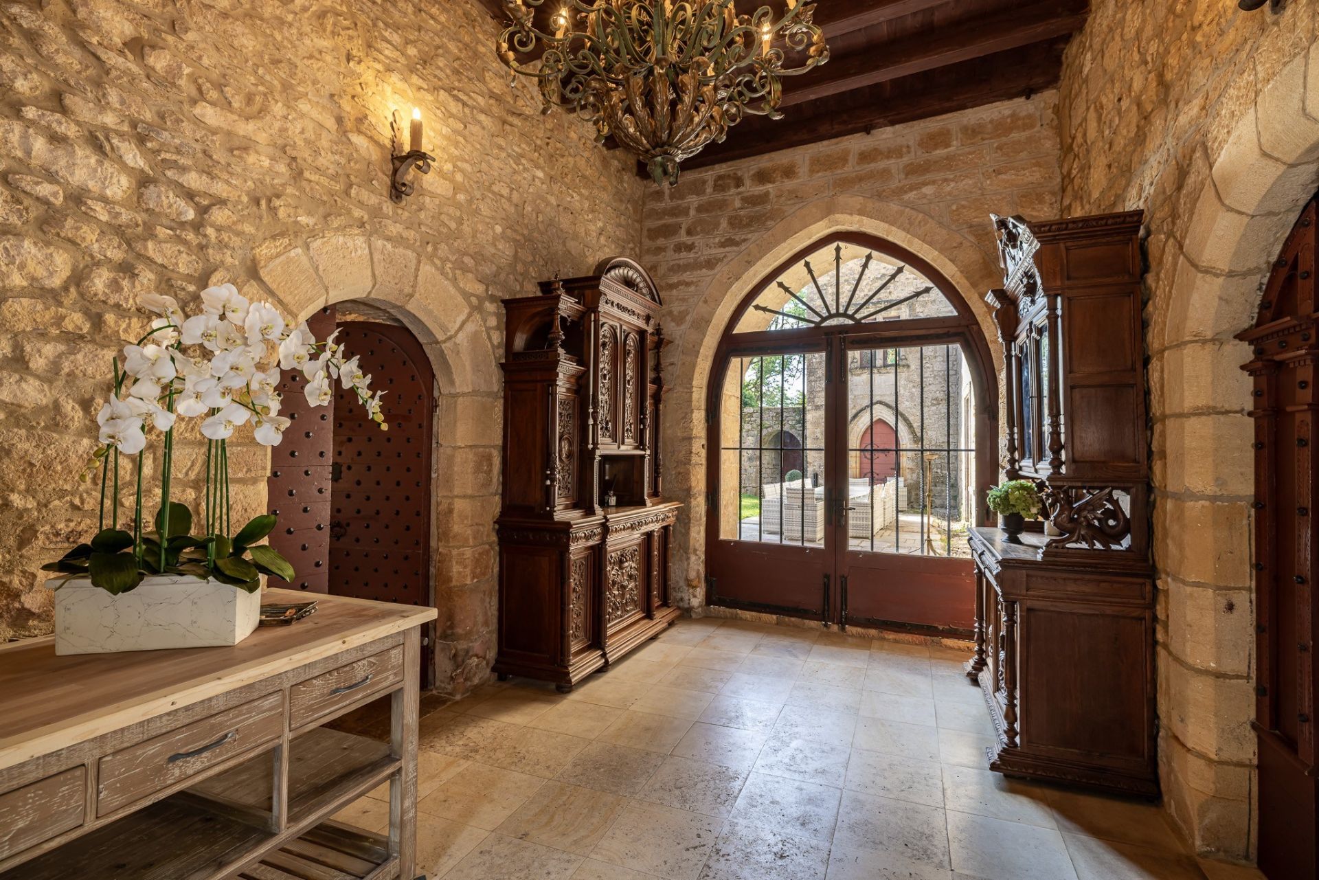 château 32 Pièces en vente sur SARLAT LA CANEDA (24200)