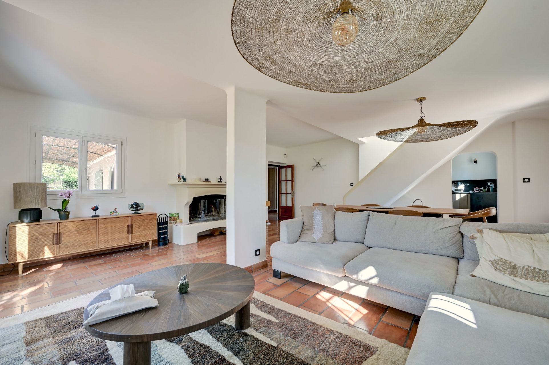 luxury house 8 Rooms for sale on AIX EN PROVENCE (13100)