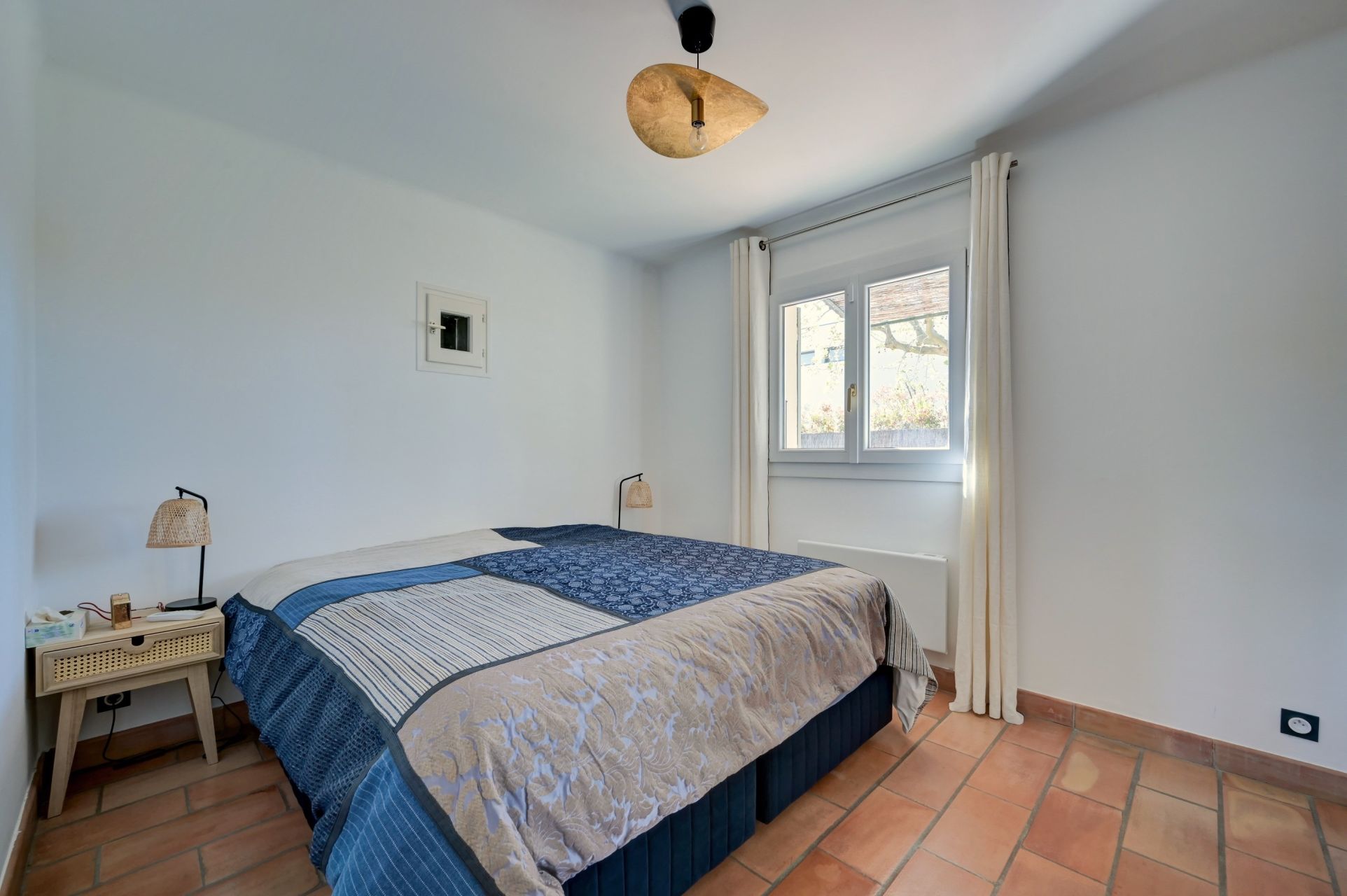 luxury house 8 Rooms for sale on AIX EN PROVENCE (13100)