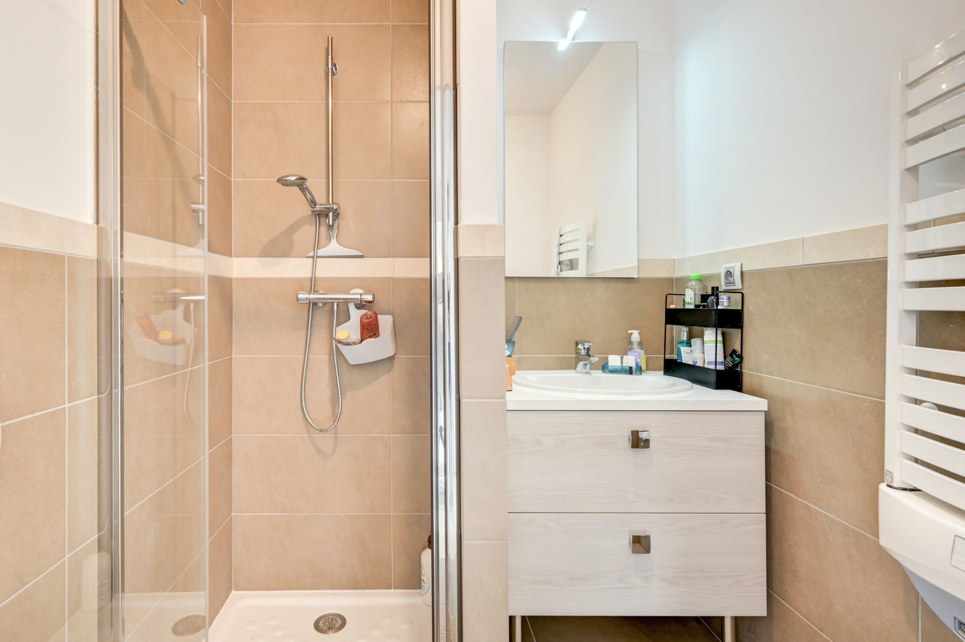 luxury apartment 4 Rooms for sale on AIX EN PROVENCE (13100)