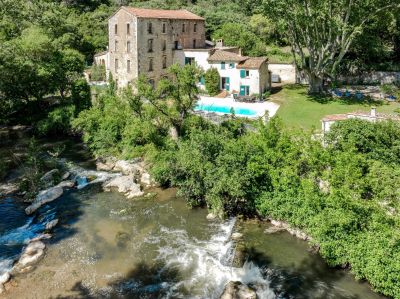 Vente Bâtisse de luxe à rénover Ventabren 15&nbsp;Pièces 600&nbsp;m²