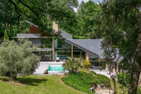 Sale Architect's house Brive-la-Gaillarde 13&nbsp;Rooms 392&nbsp;m²