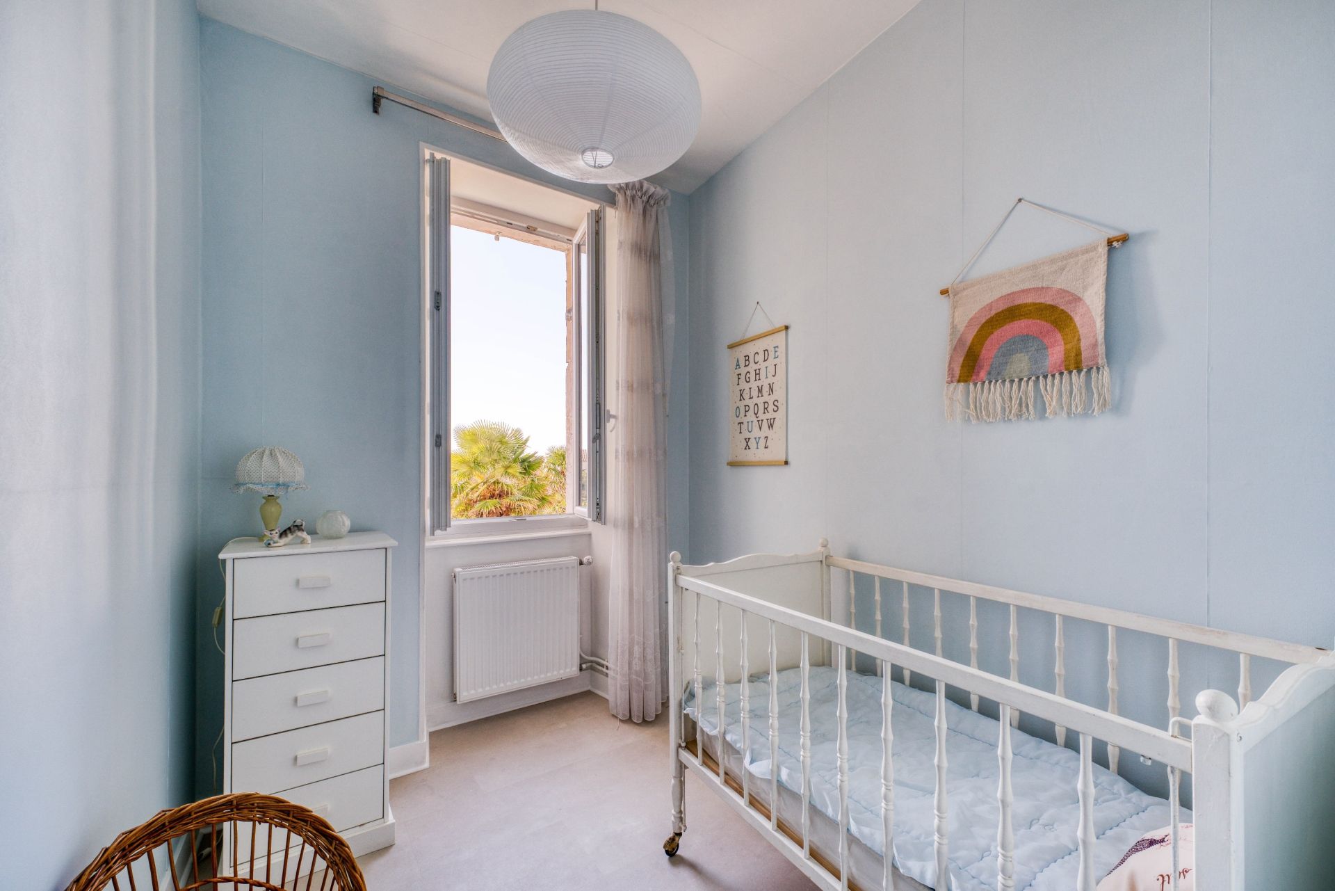 luxury house 8 Rooms for sale on MARENNES (17320)