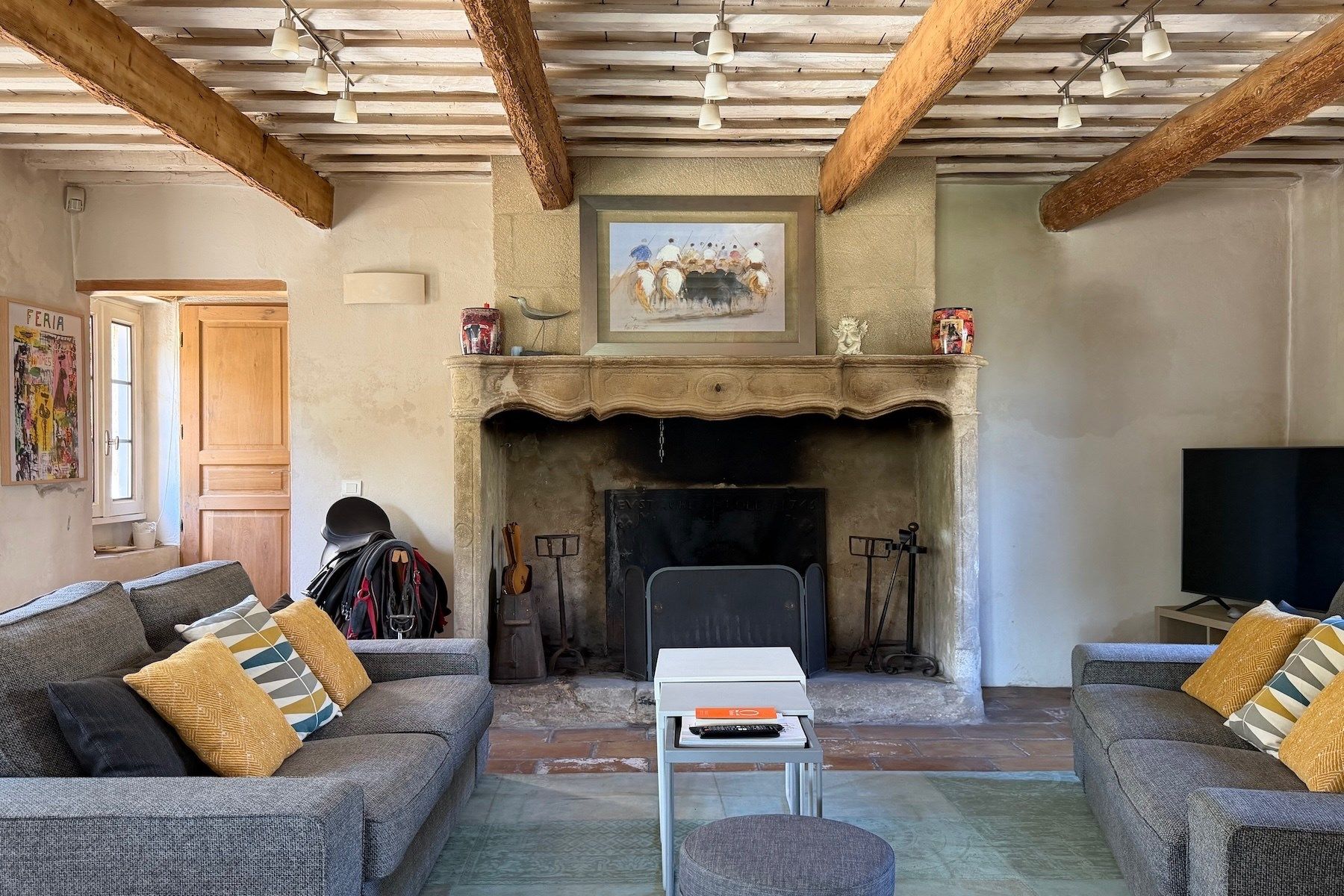 luxury house 5 Rooms for sale on UZES (30700)