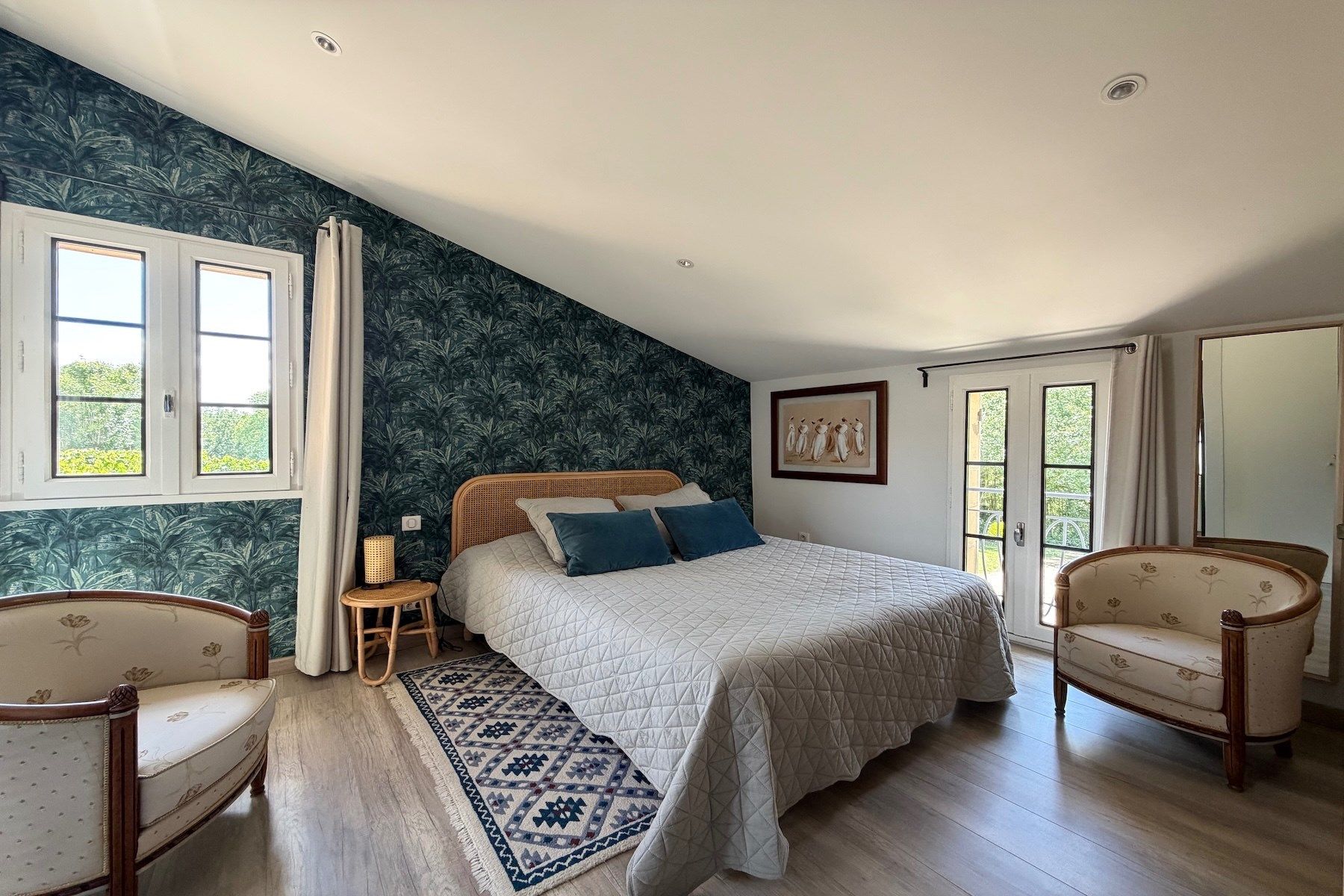 luxury house 5 Rooms for sale on UZES (30700)