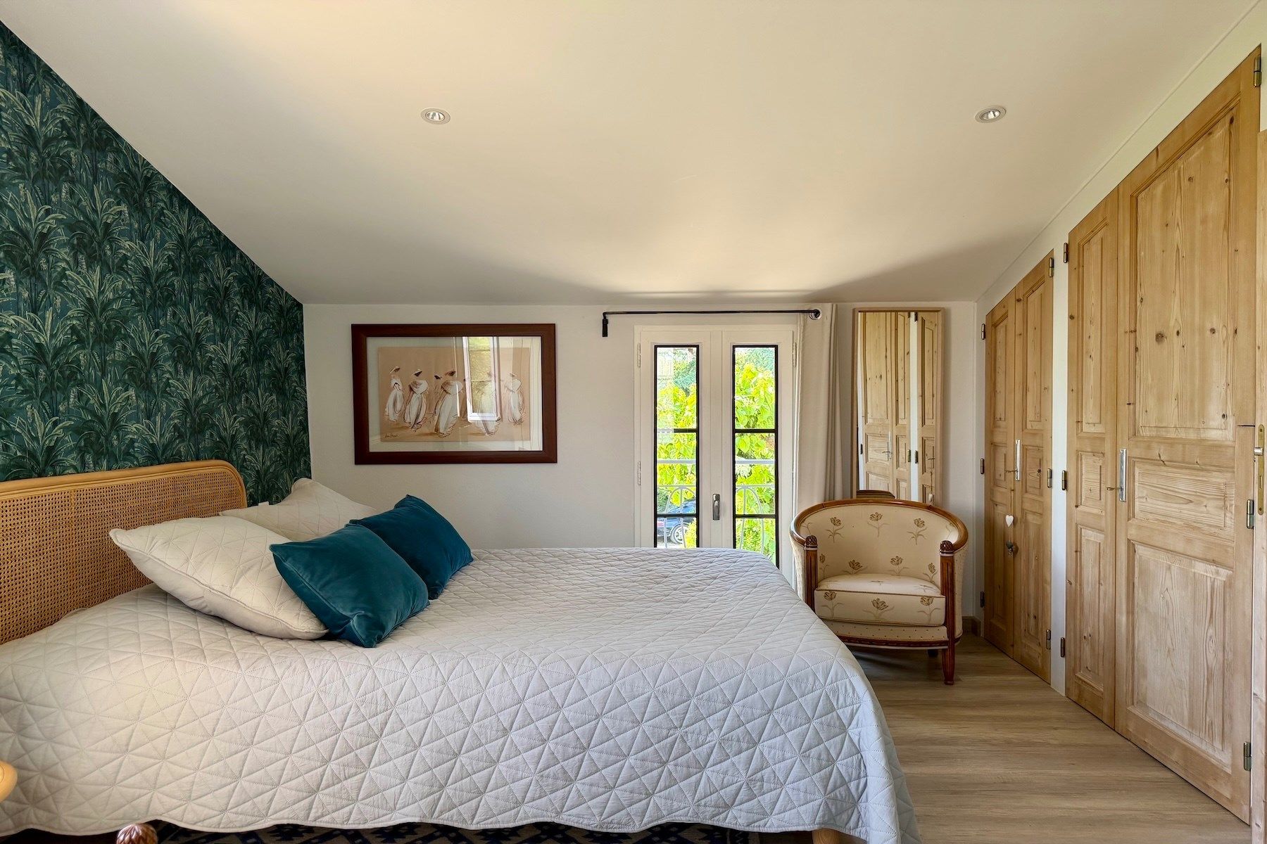 luxury house 5 Rooms for sale on UZES (30700)