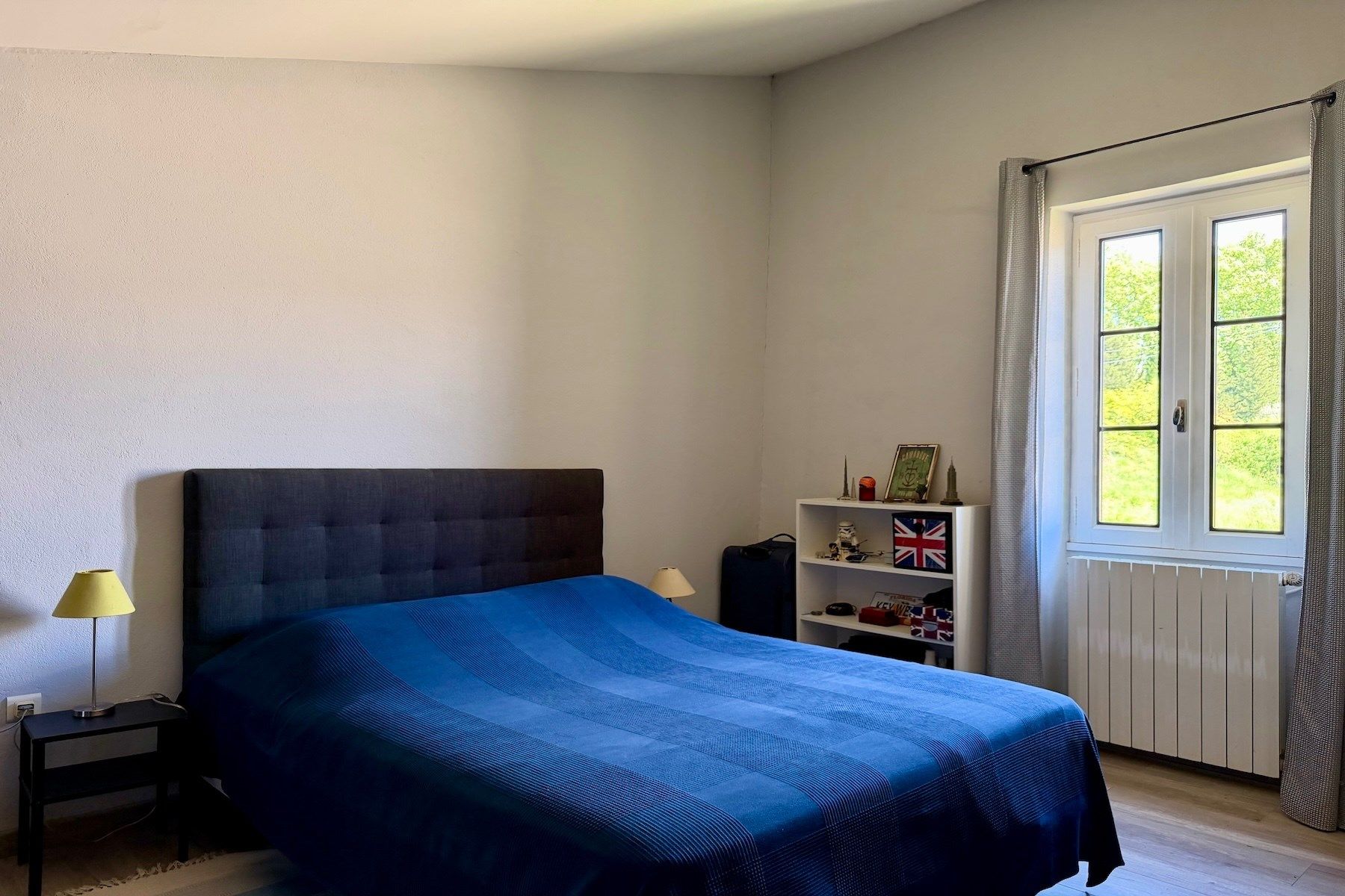 luxury house 5 Rooms for sale on UZES (30700)