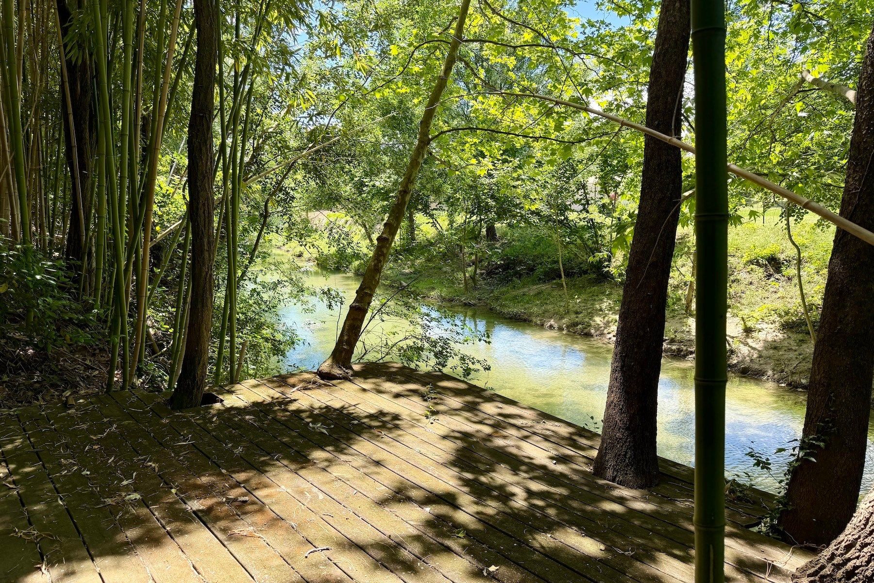 luxury house 5 Rooms for sale on UZES (30700)