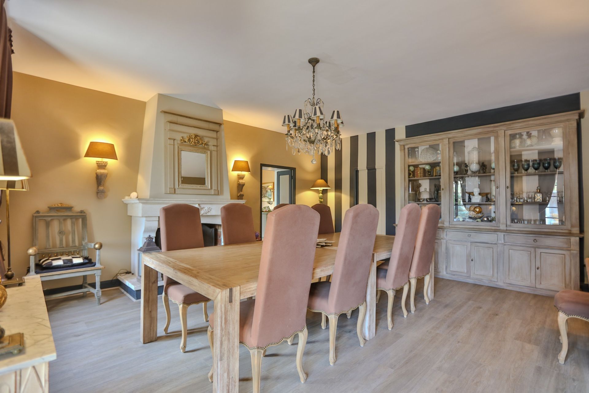 maison de luxe 10 Pièces en vente sur LE THOR (84250)