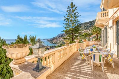 Vente Maison bourgeoise Roquebrune-Cap-Martin 12&nbsp;Pièces 320&nbsp;m²