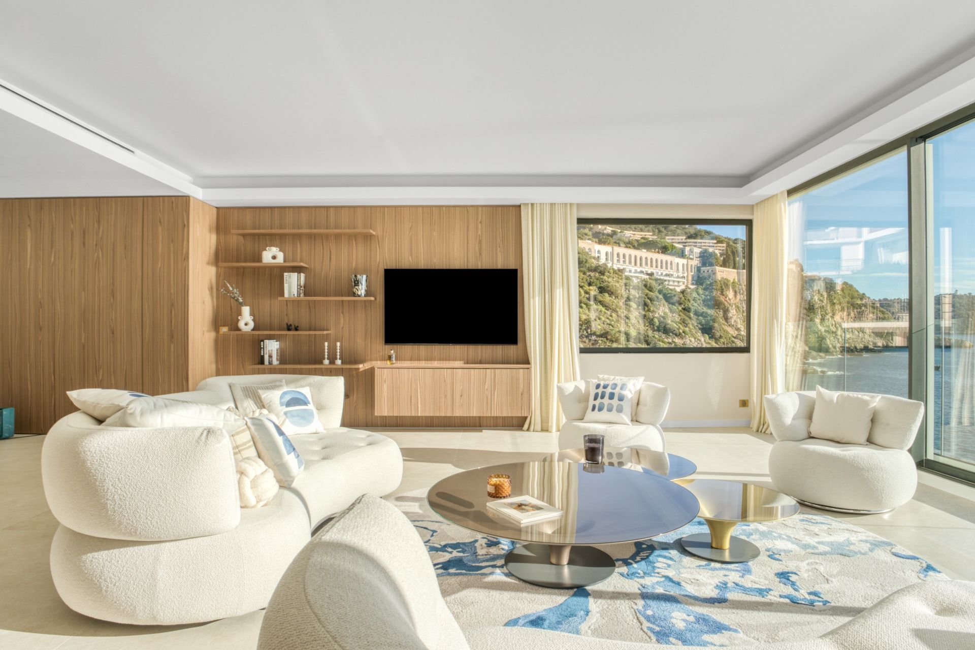 contemporary house 6 Rooms for sale on NICE (06000)