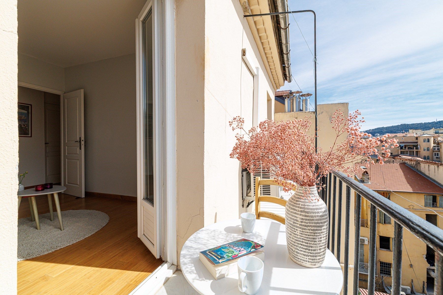 luxury apartment 3 Rooms for sale on NICE (06000)