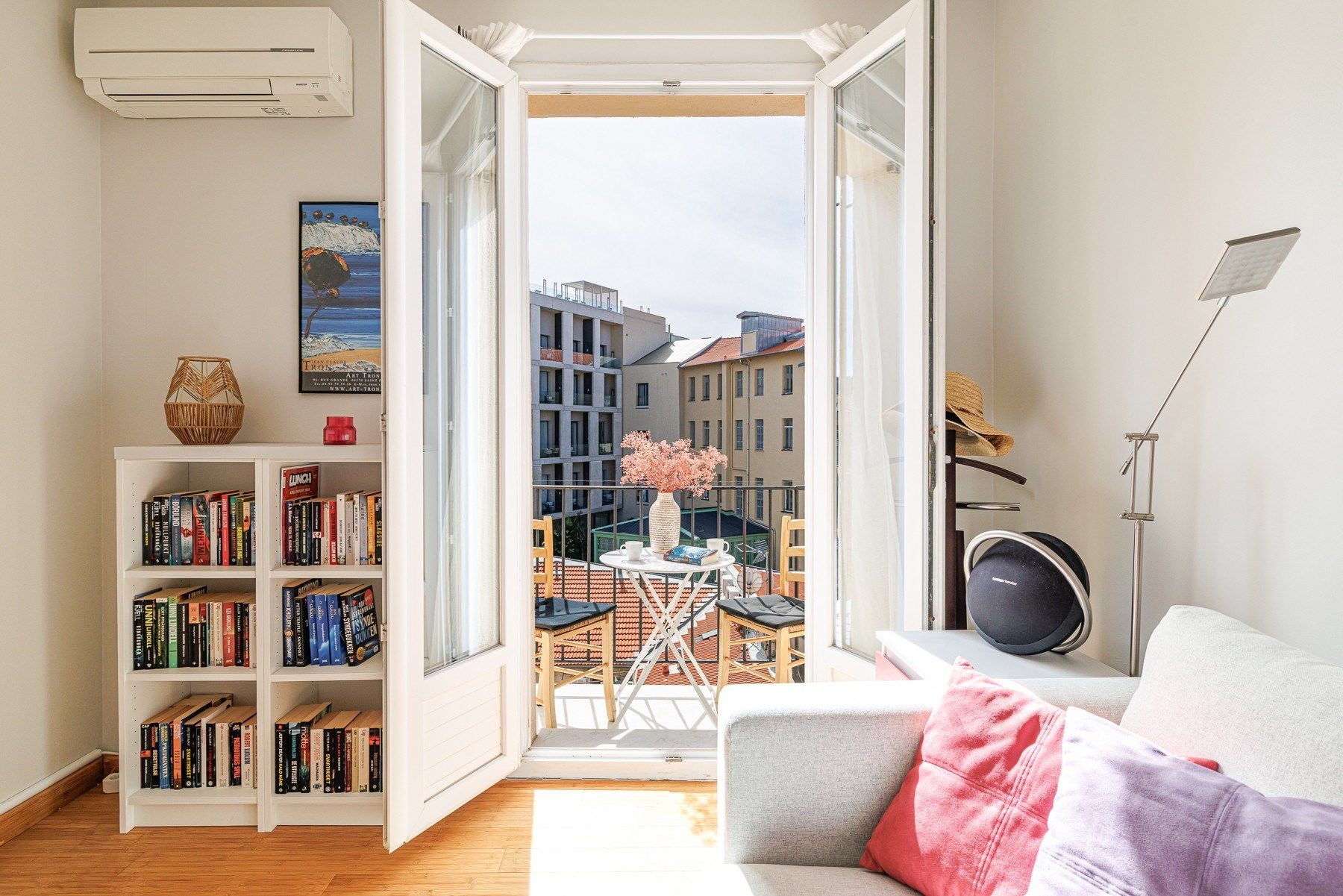 luxury apartment 3 Rooms for sale on NICE (06000)