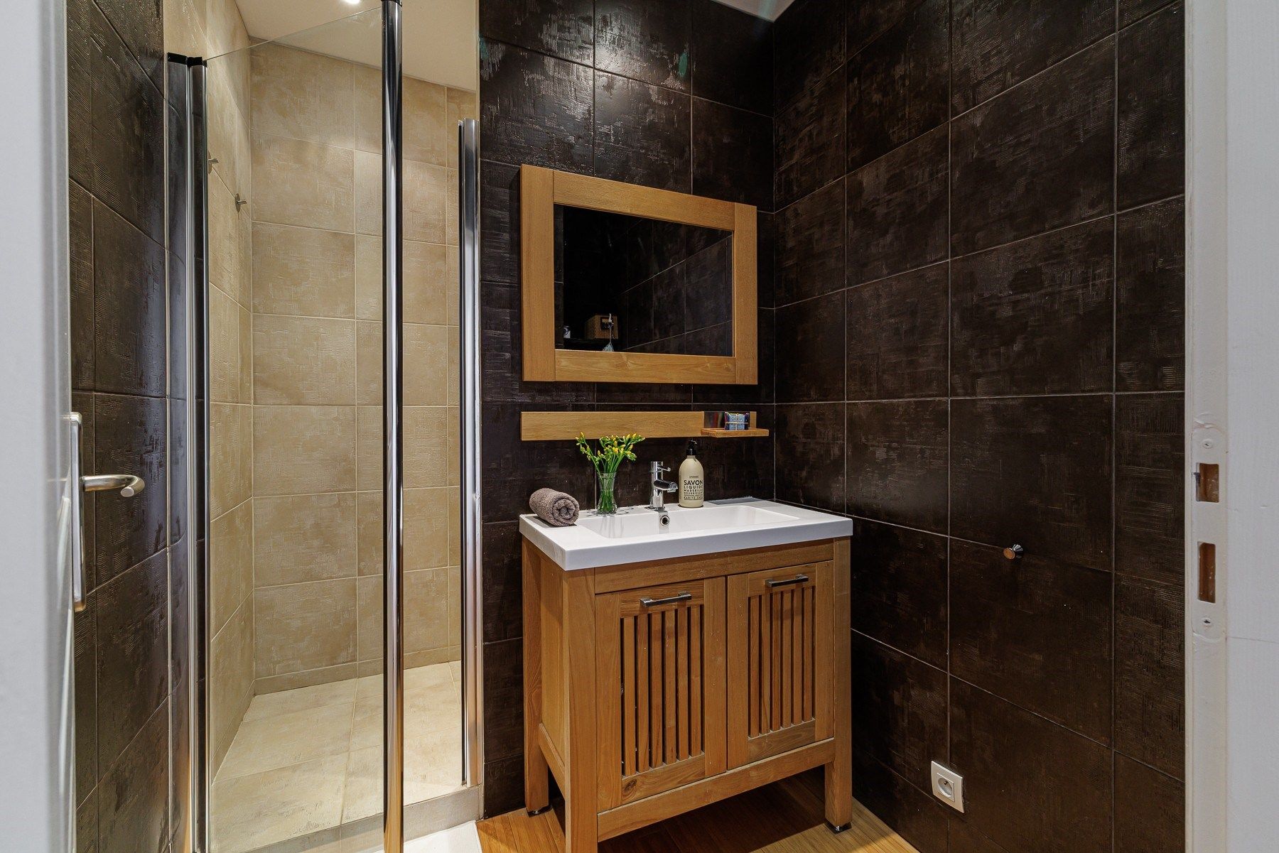 luxury apartment 3 Rooms for sale on NICE (06000)
